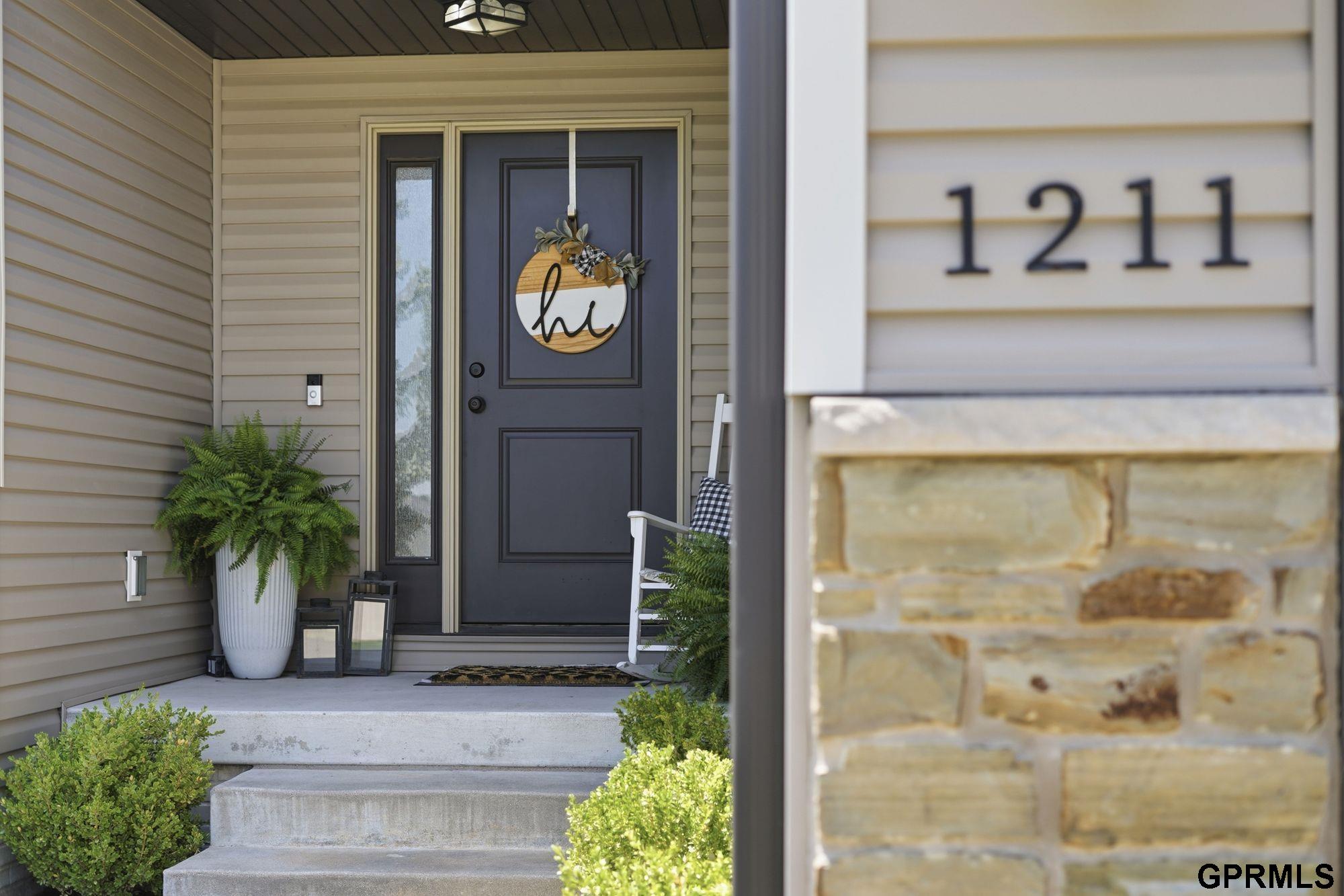 1211 Autumn Road