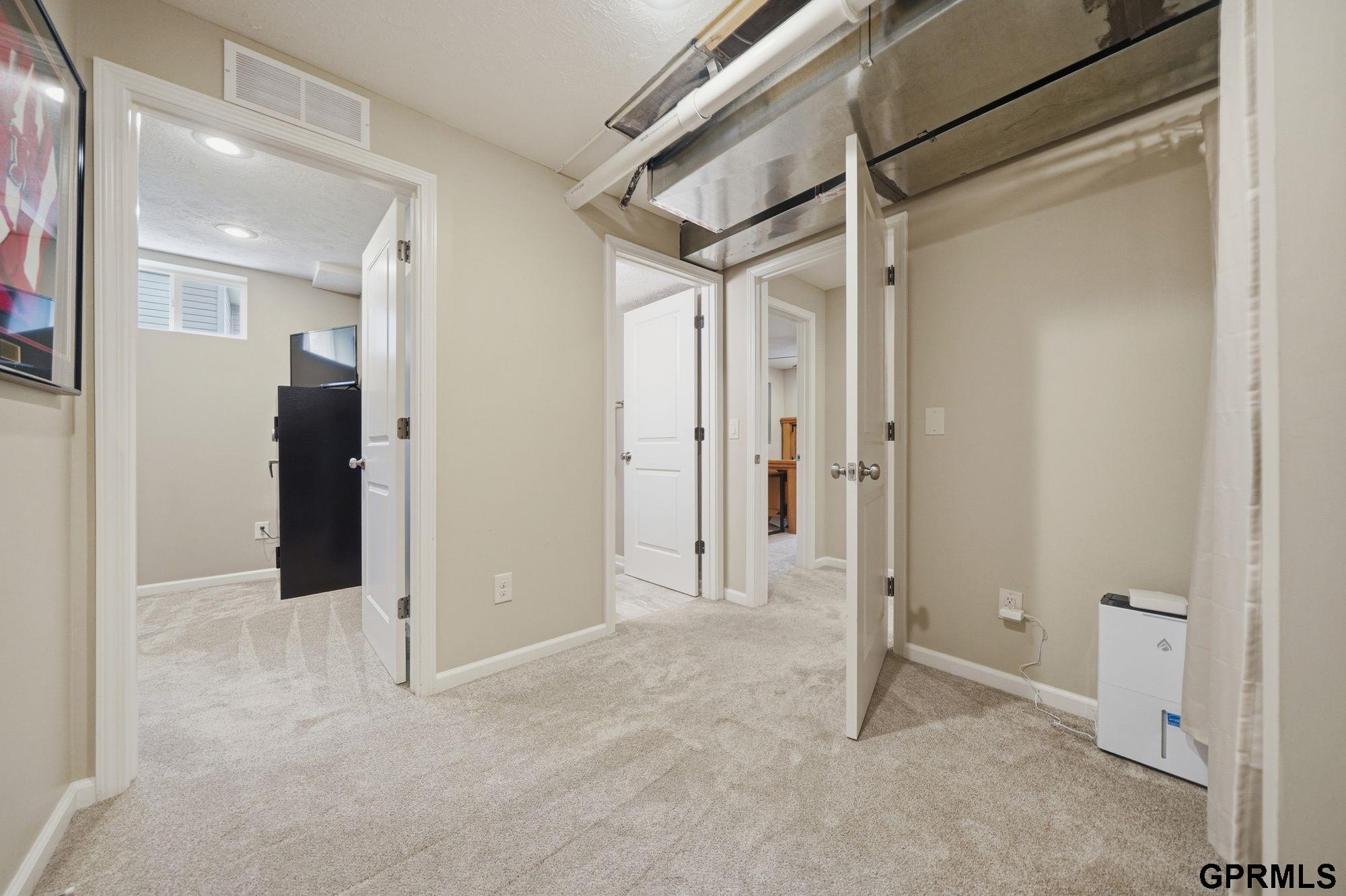 1211 Autumn Road