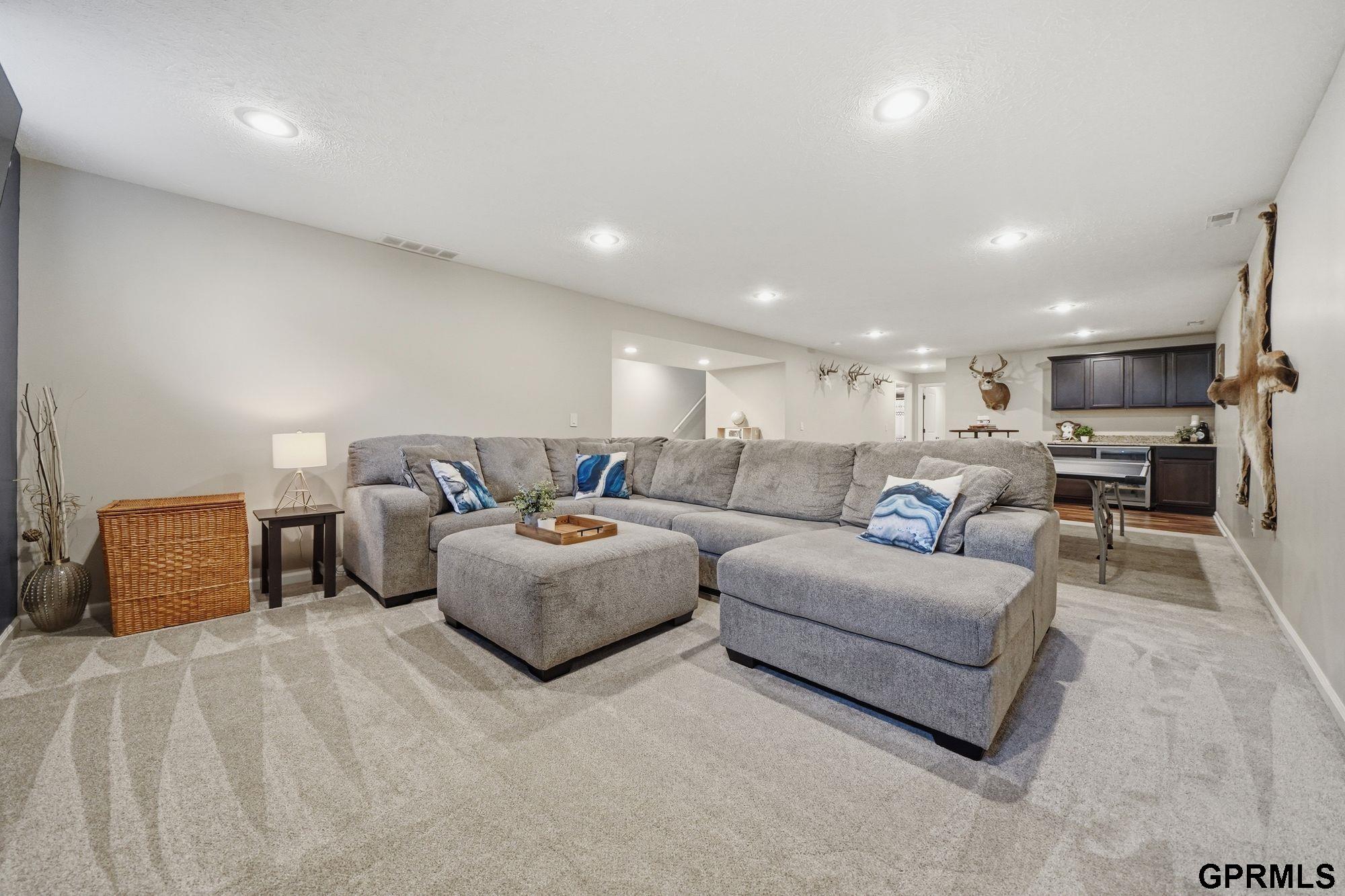 1211 Autumn Road