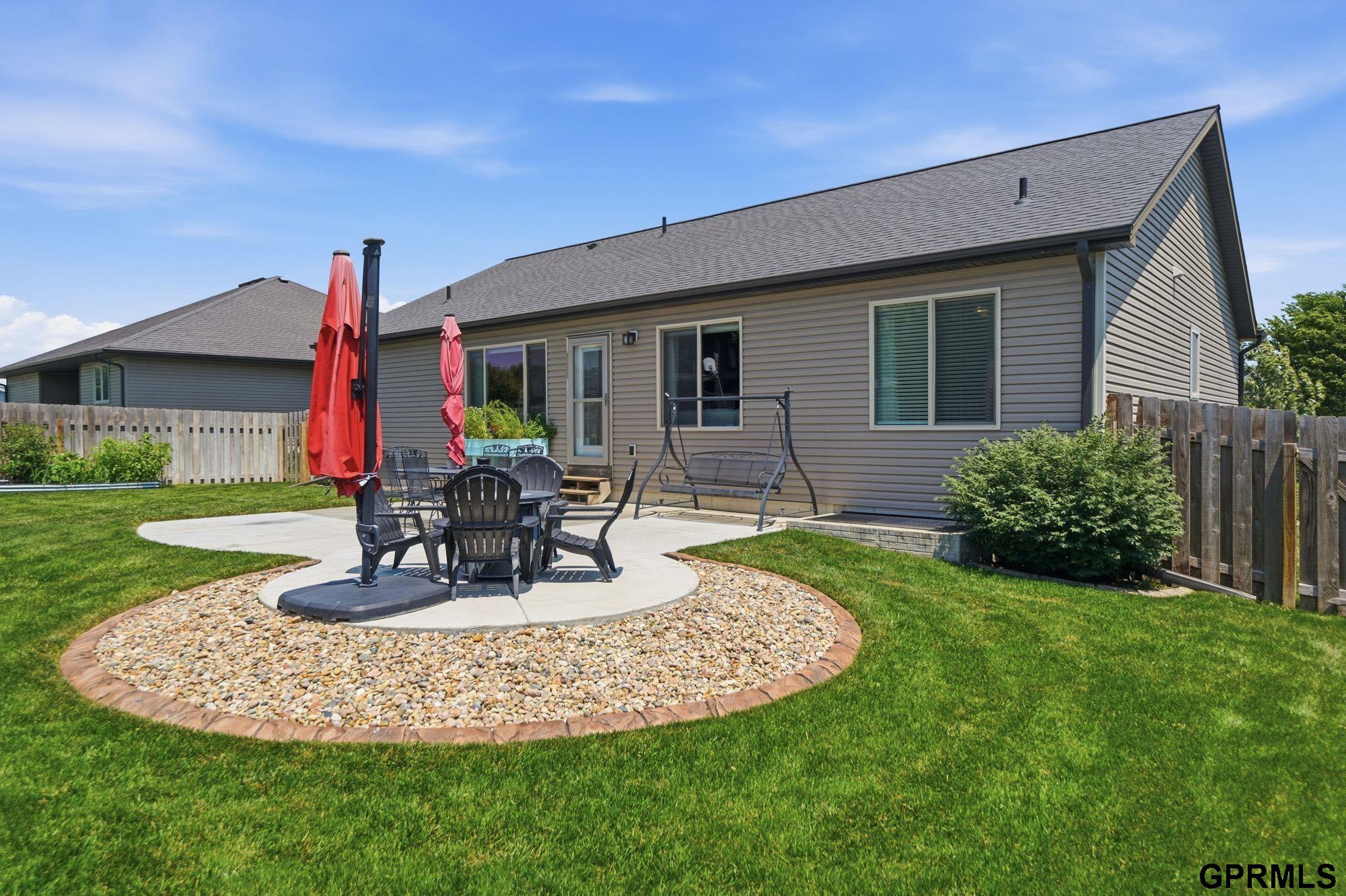 1211 Autumn Road