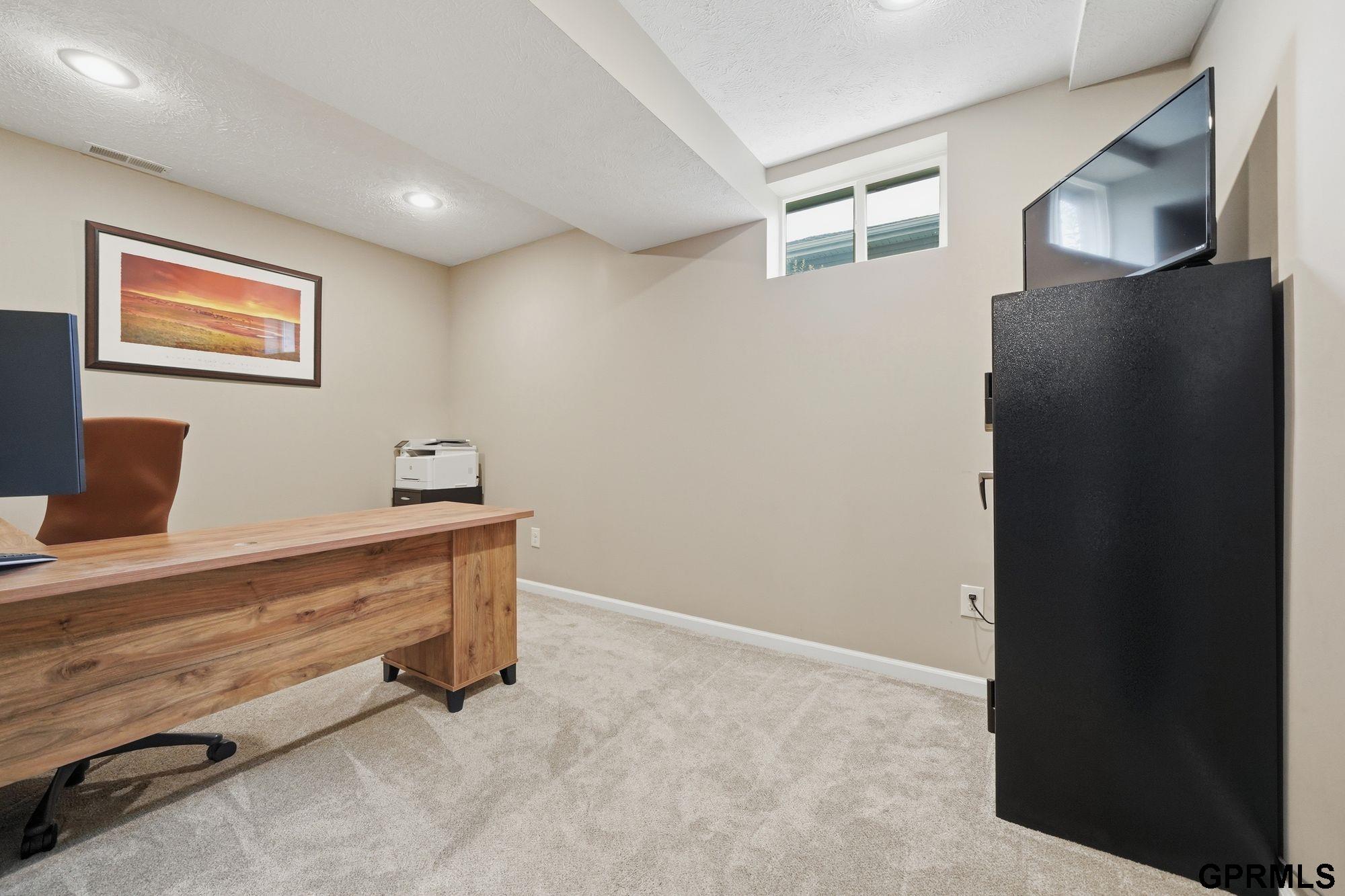 1211 Autumn Road