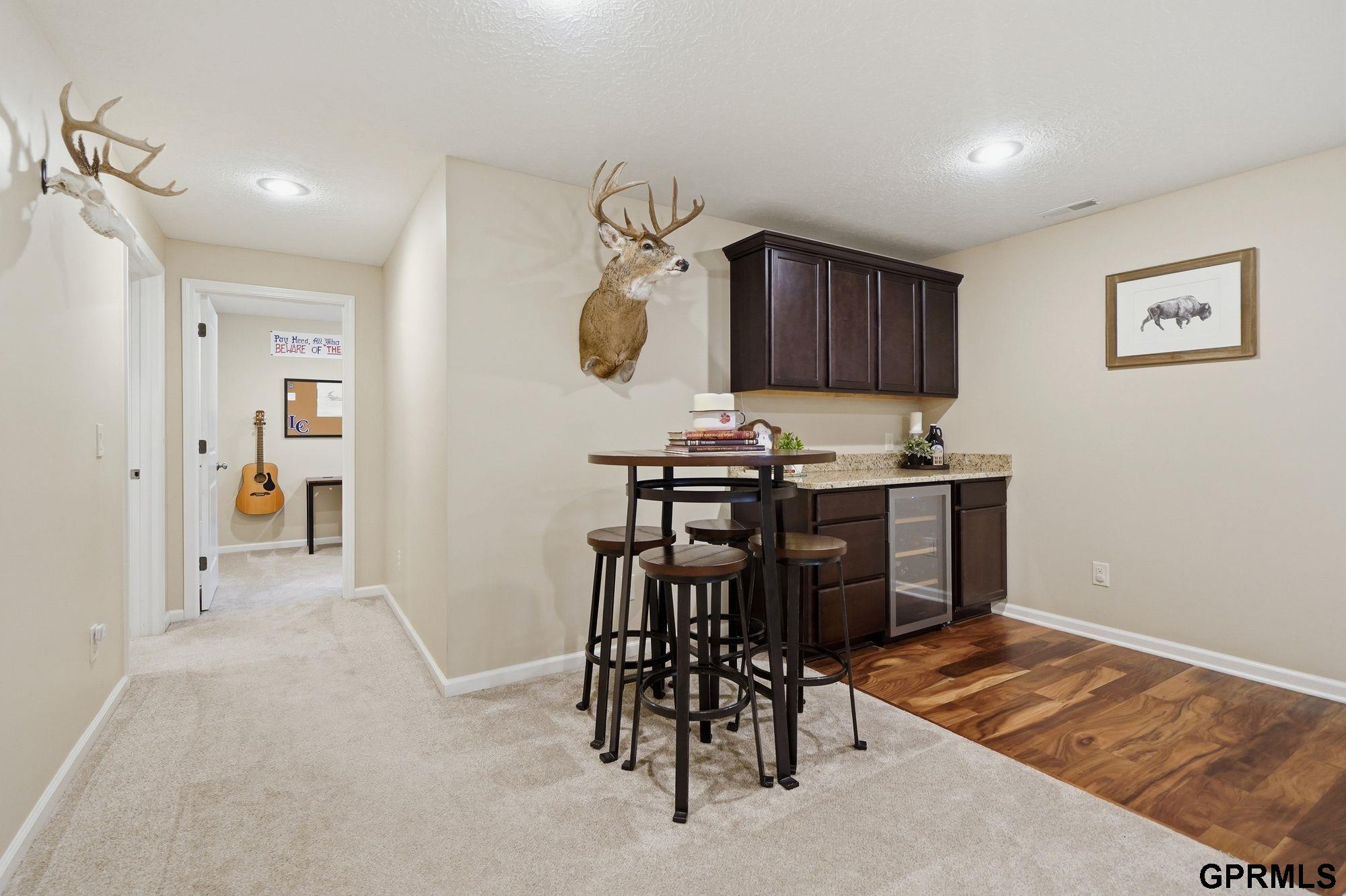 1211 Autumn Road