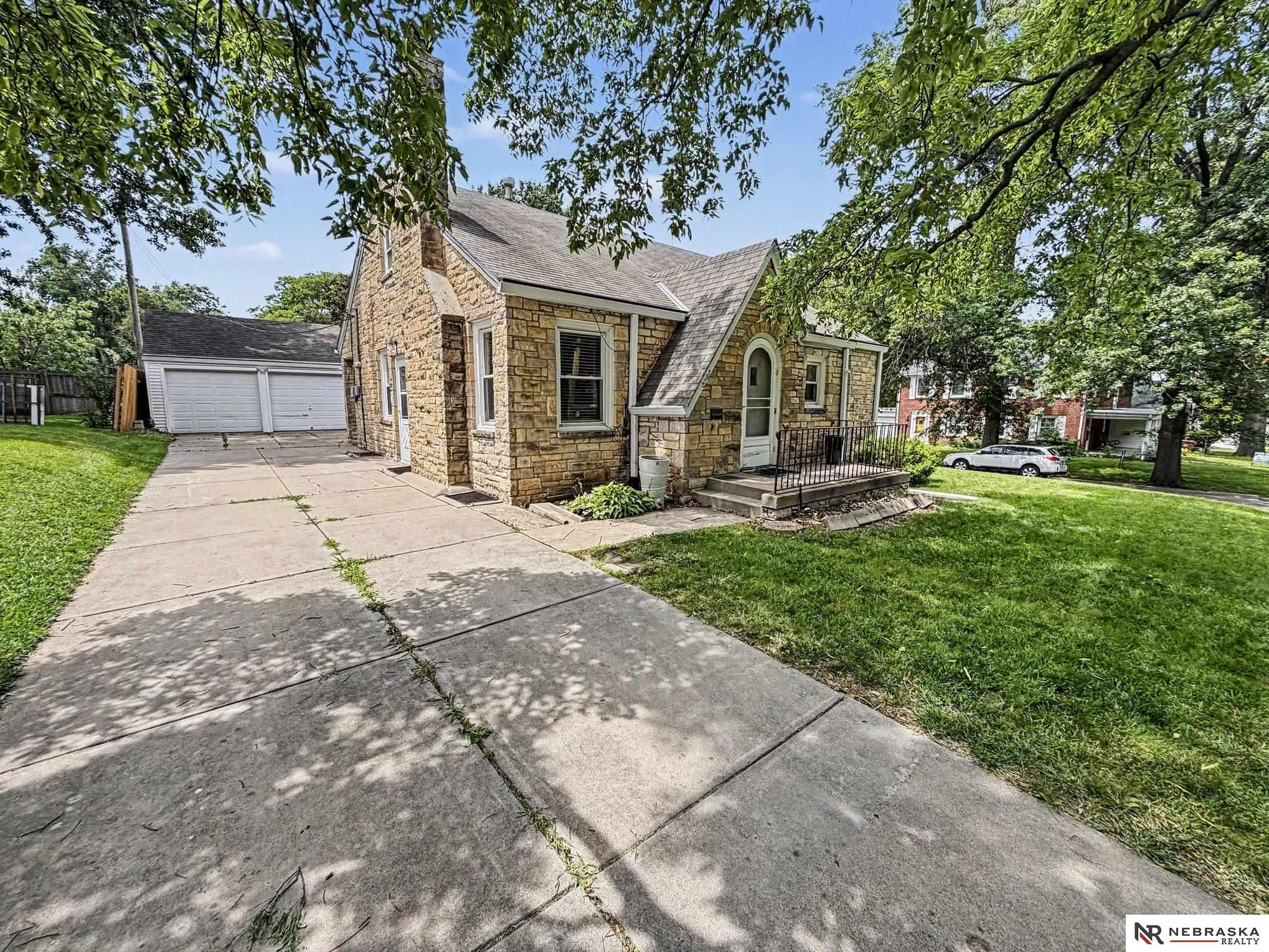 2757 S 16th Street