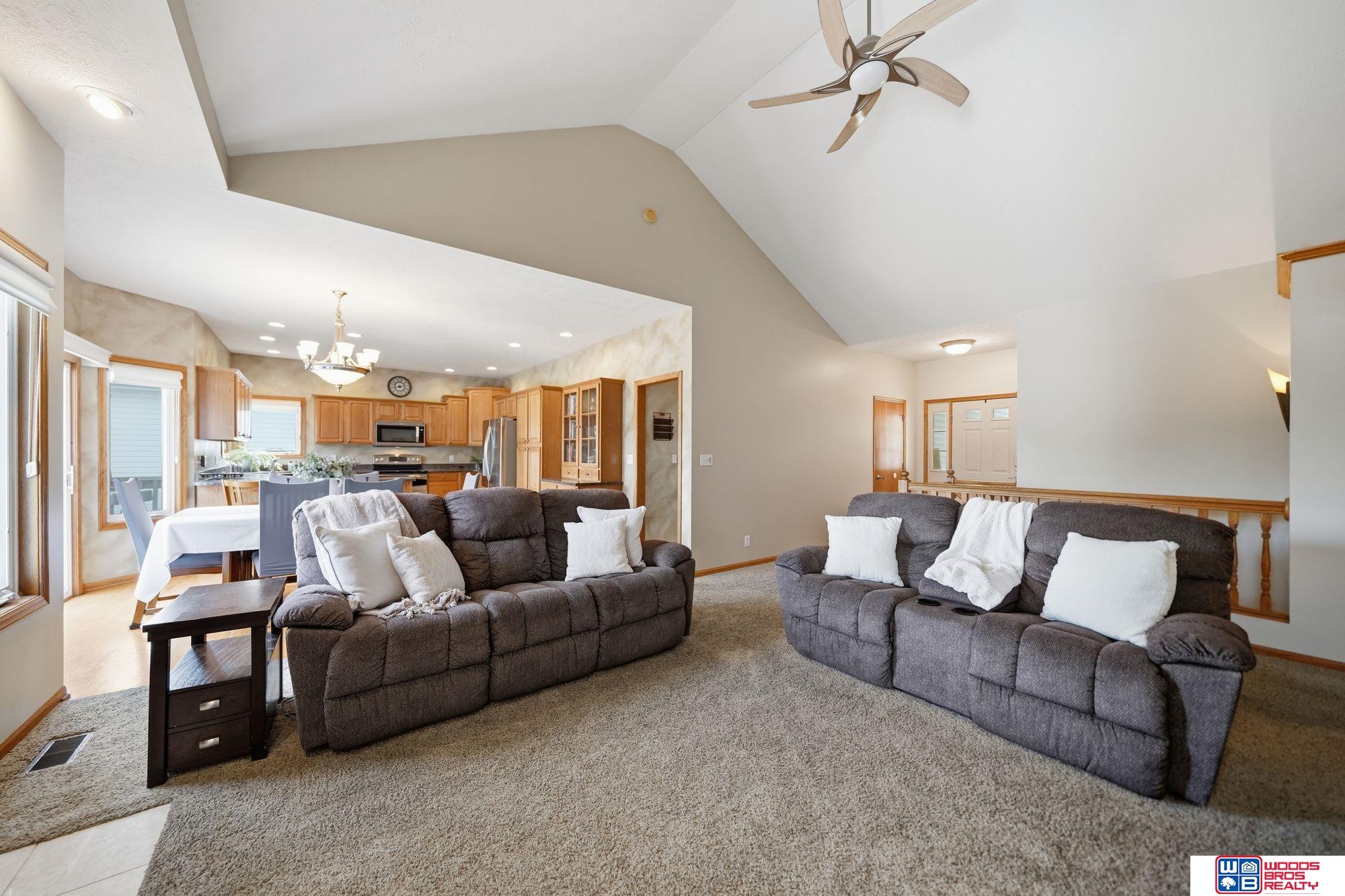 2200 Manitou Drive