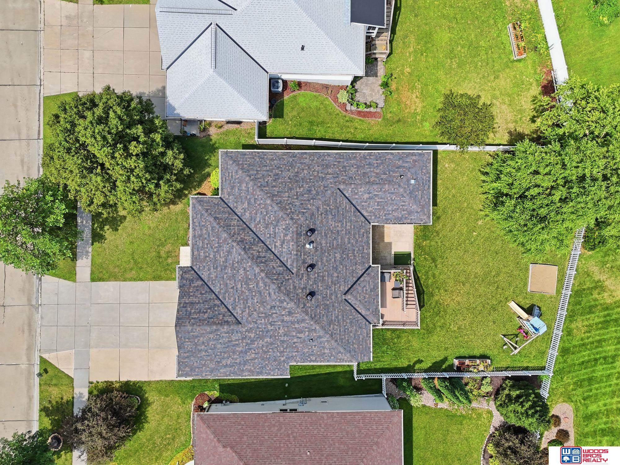2200 Manitou Drive