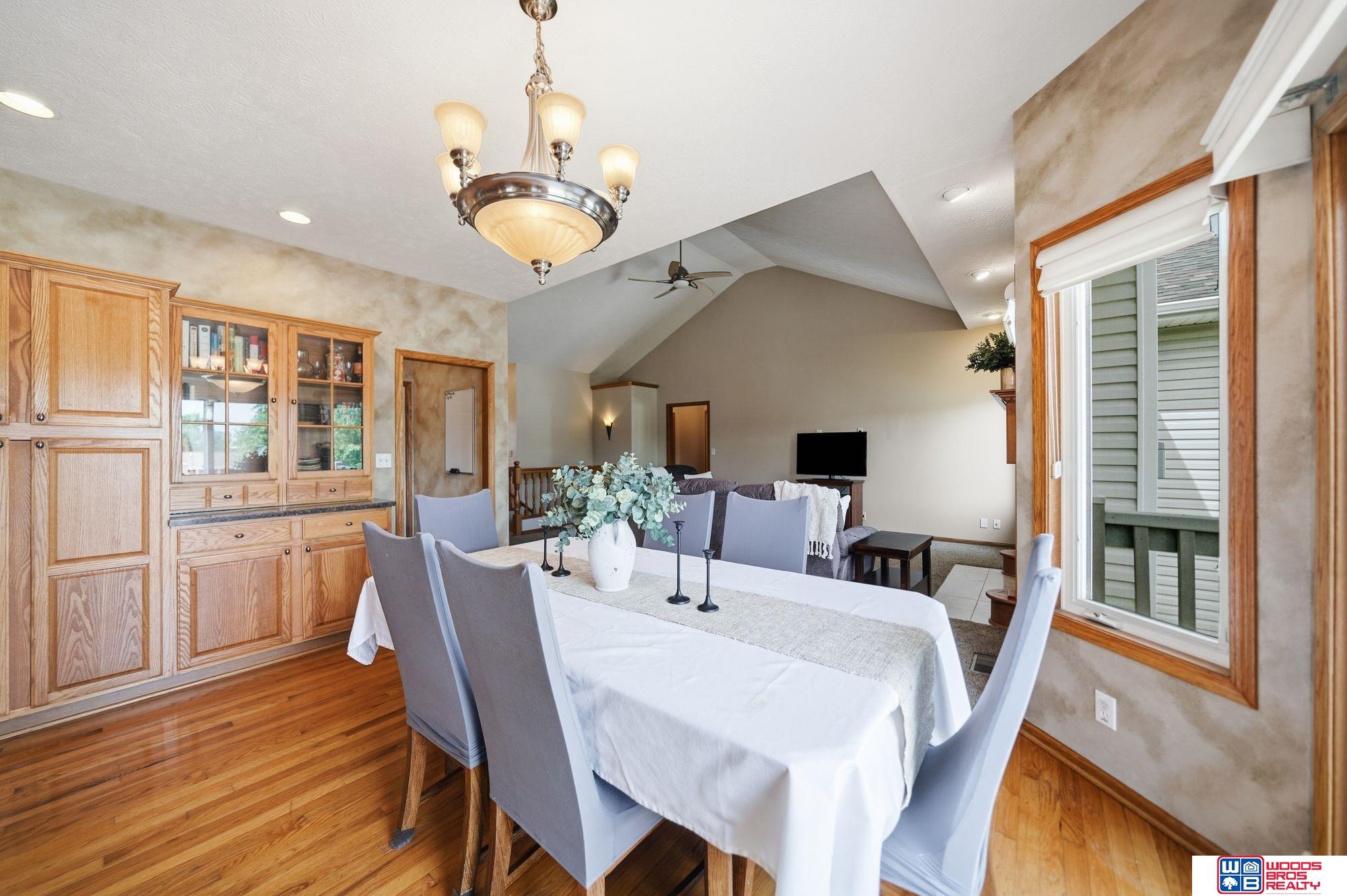 2200 Manitou Drive