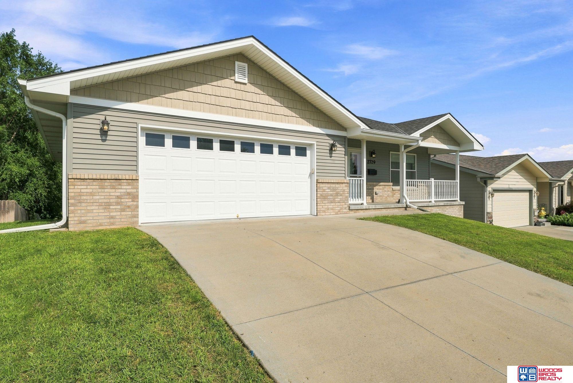 2729 NW Columbine Drive