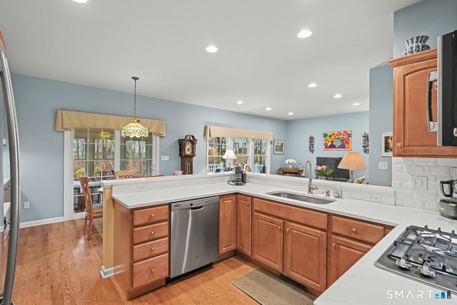 146 Country Club Drive 146