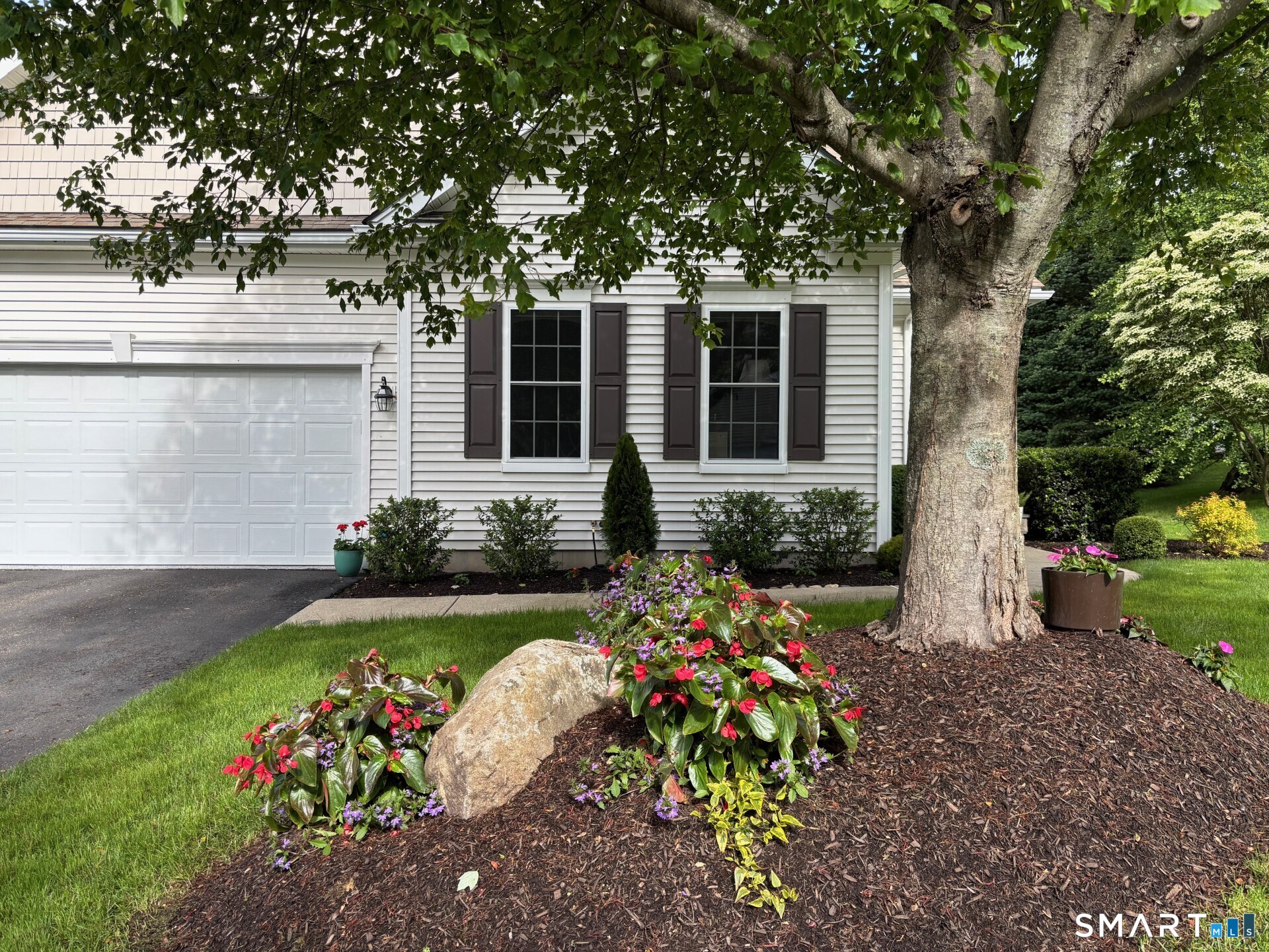 146 Country Club Drive 146