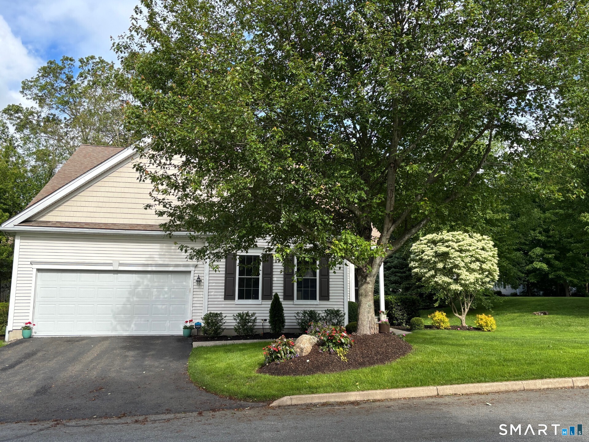 146 Country Club Drive 146