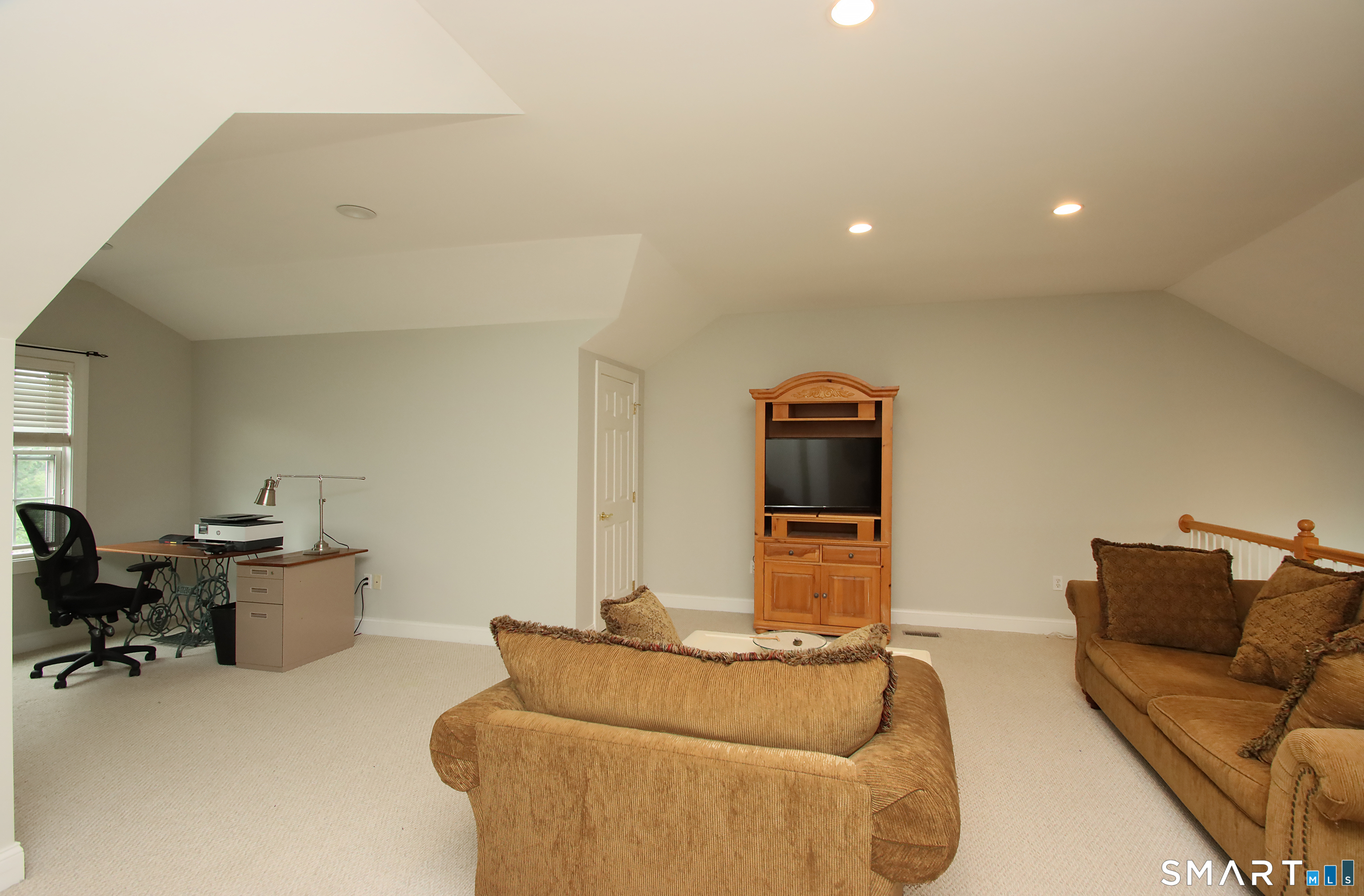 107 Meadow Brook Road Unit: 107