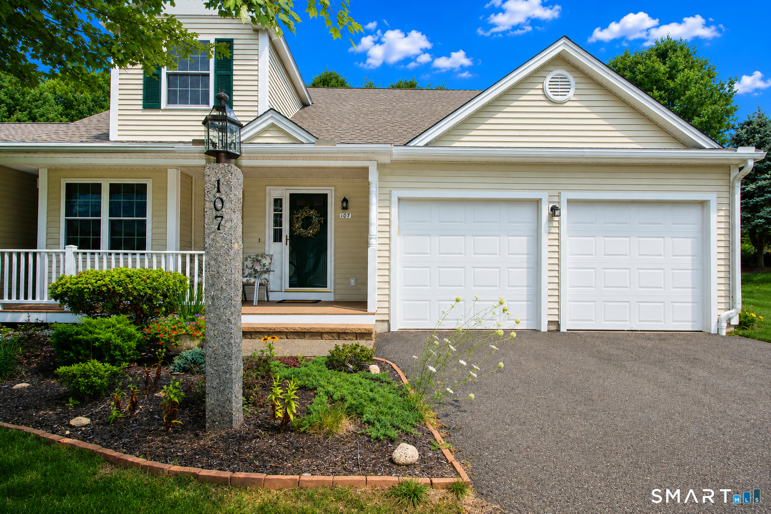 107 Meadow Brook Road Unit: 107