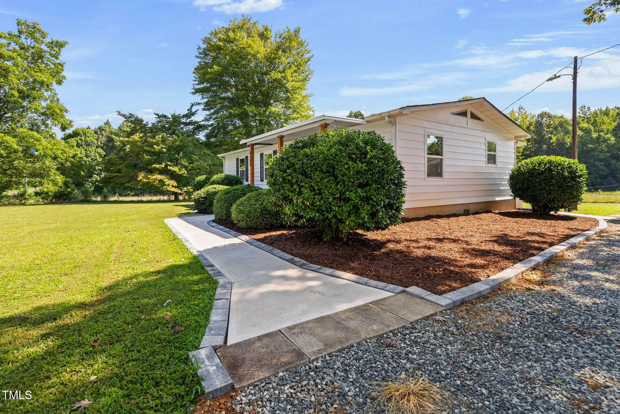6688 Goshen Road