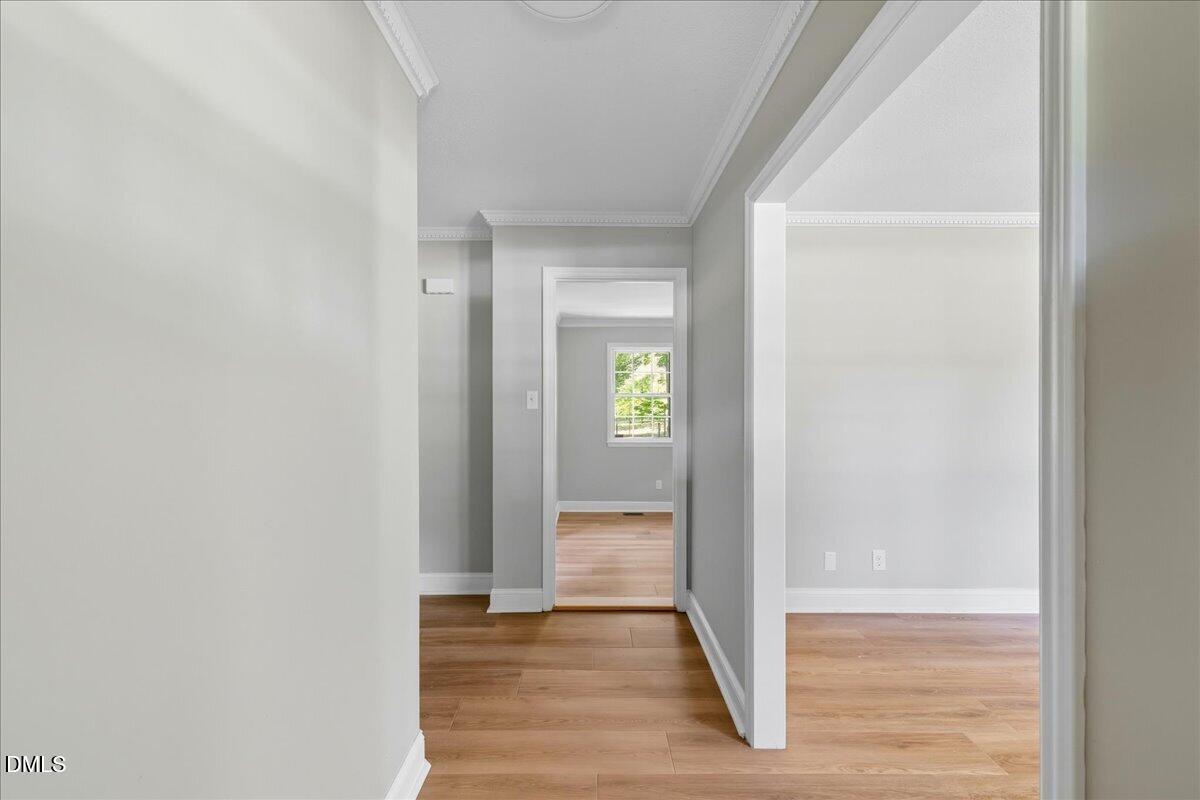 1214 E Oak Drive