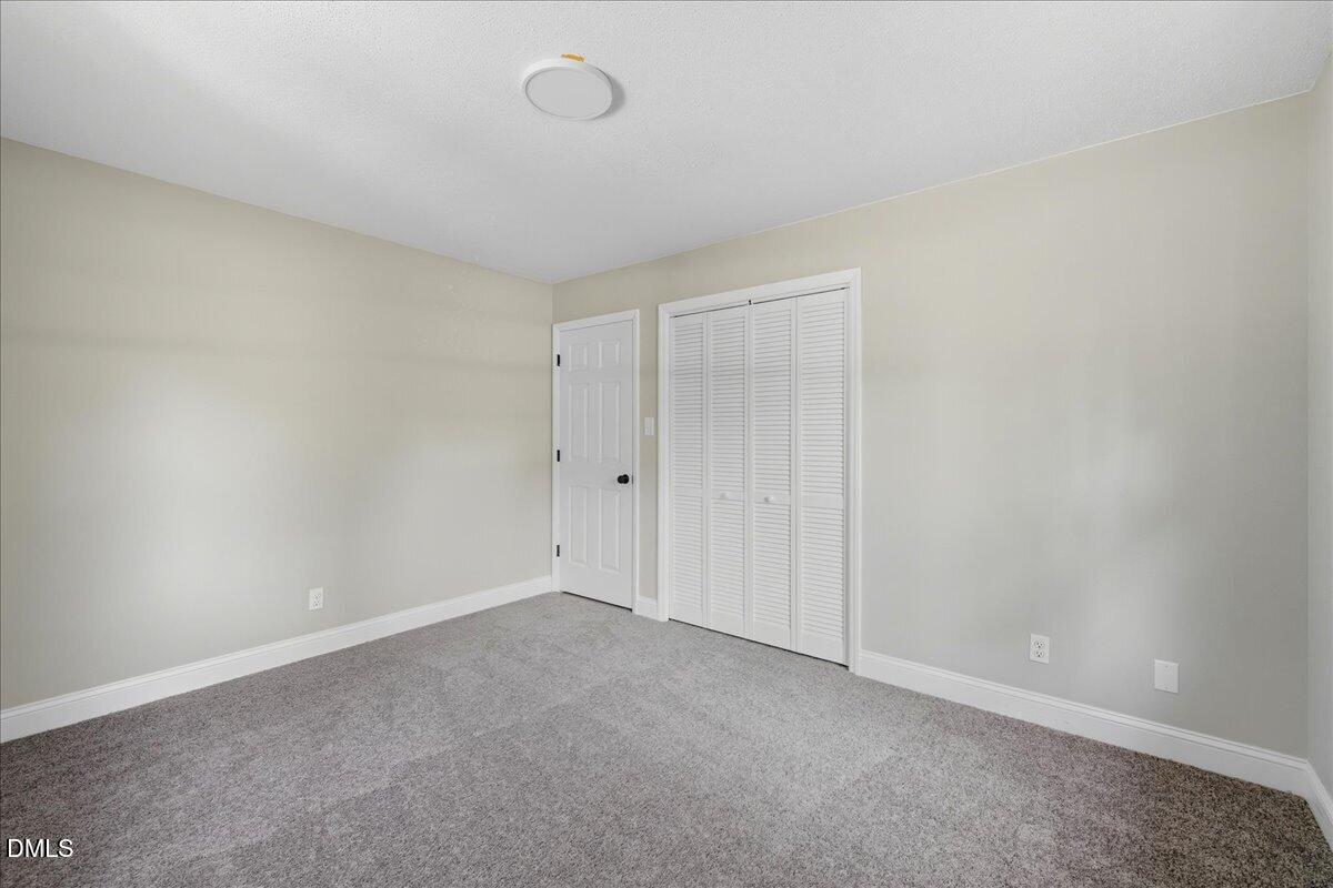 1214 E Oak Drive