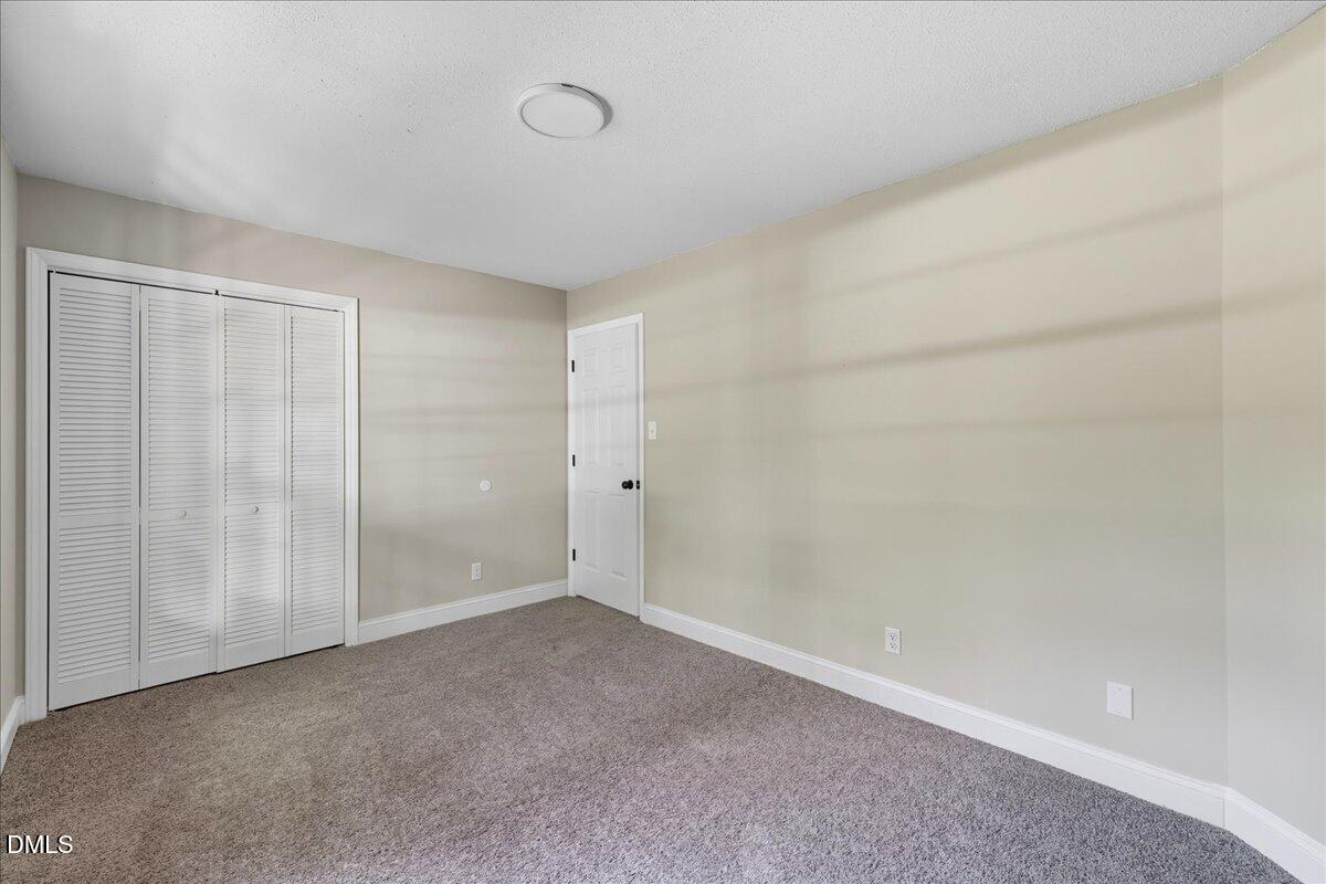 1214 E Oak Drive