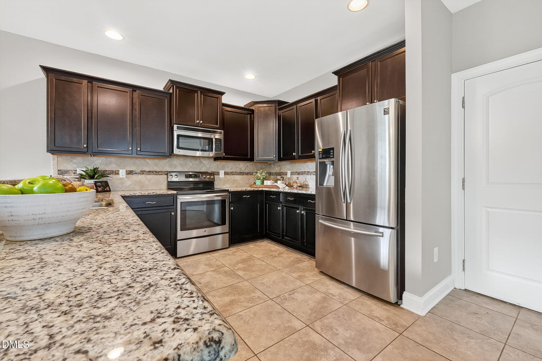 7661 Mapleshire Drive