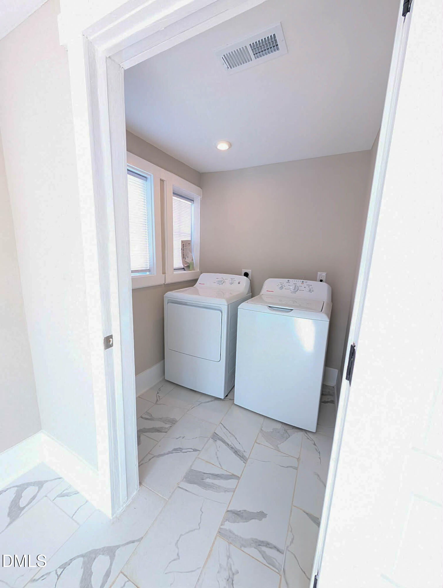 635 N Churton Street