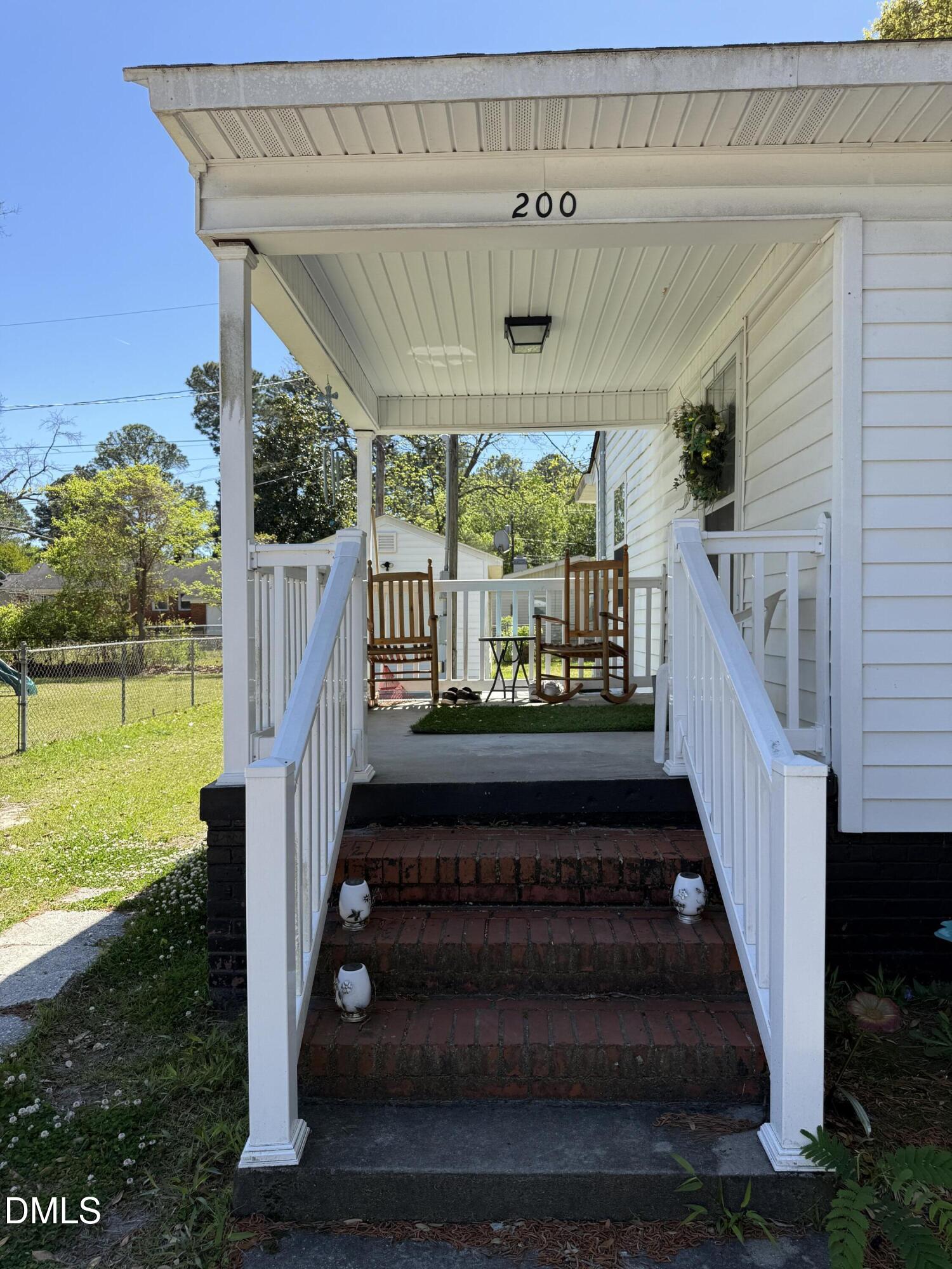 200 S Sylvan Drive