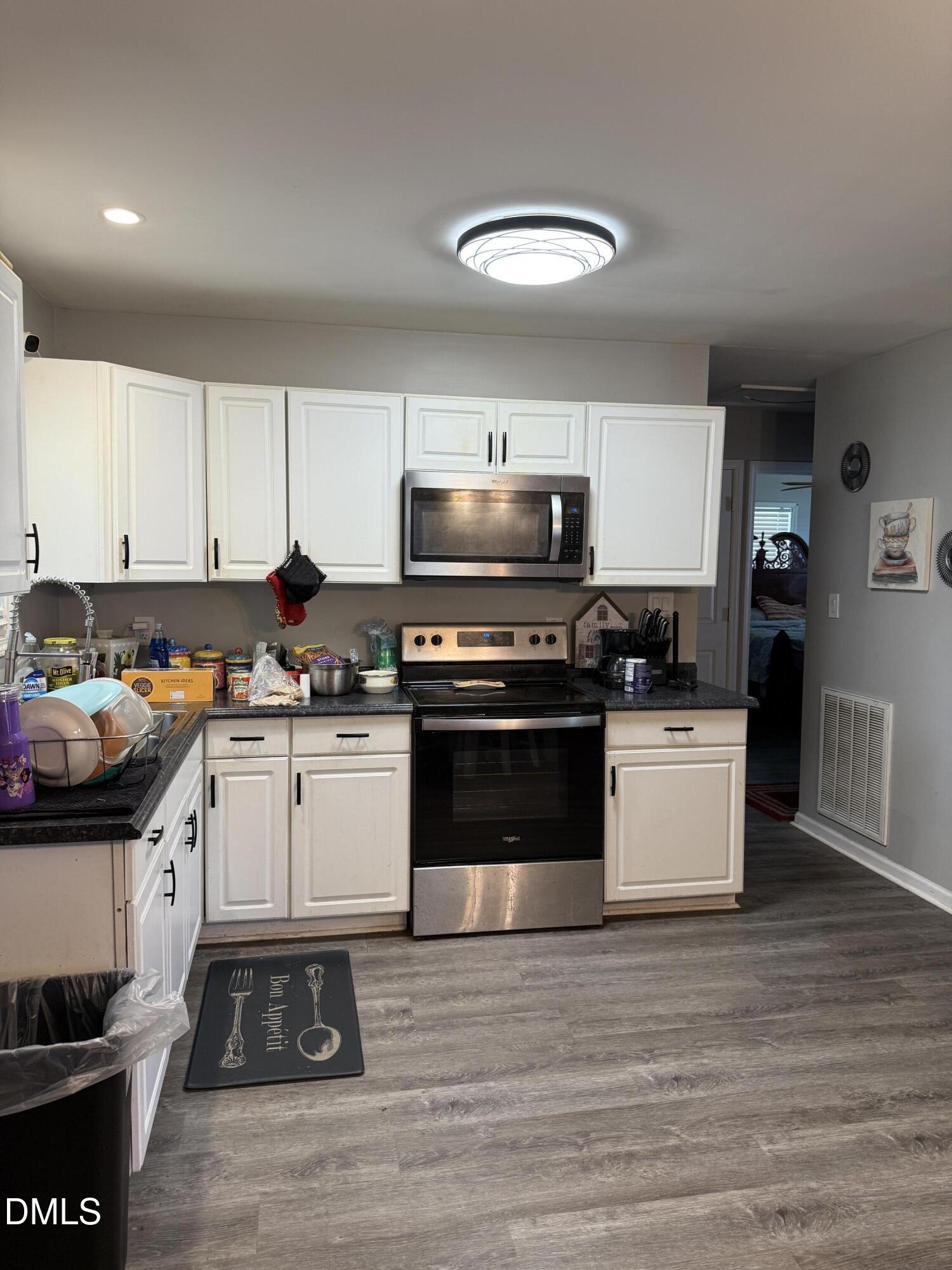 200 S Sylvan Drive