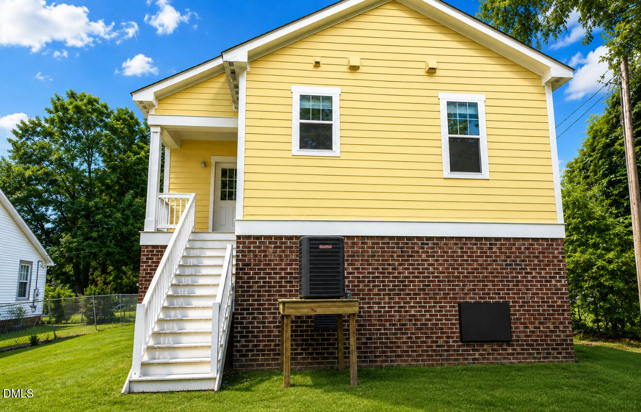 333 Walston Street