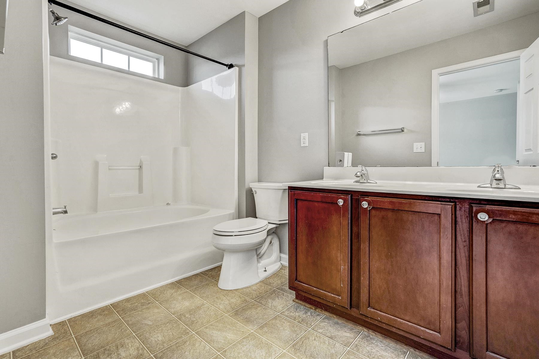 1304 Cozart Street Unit: 303