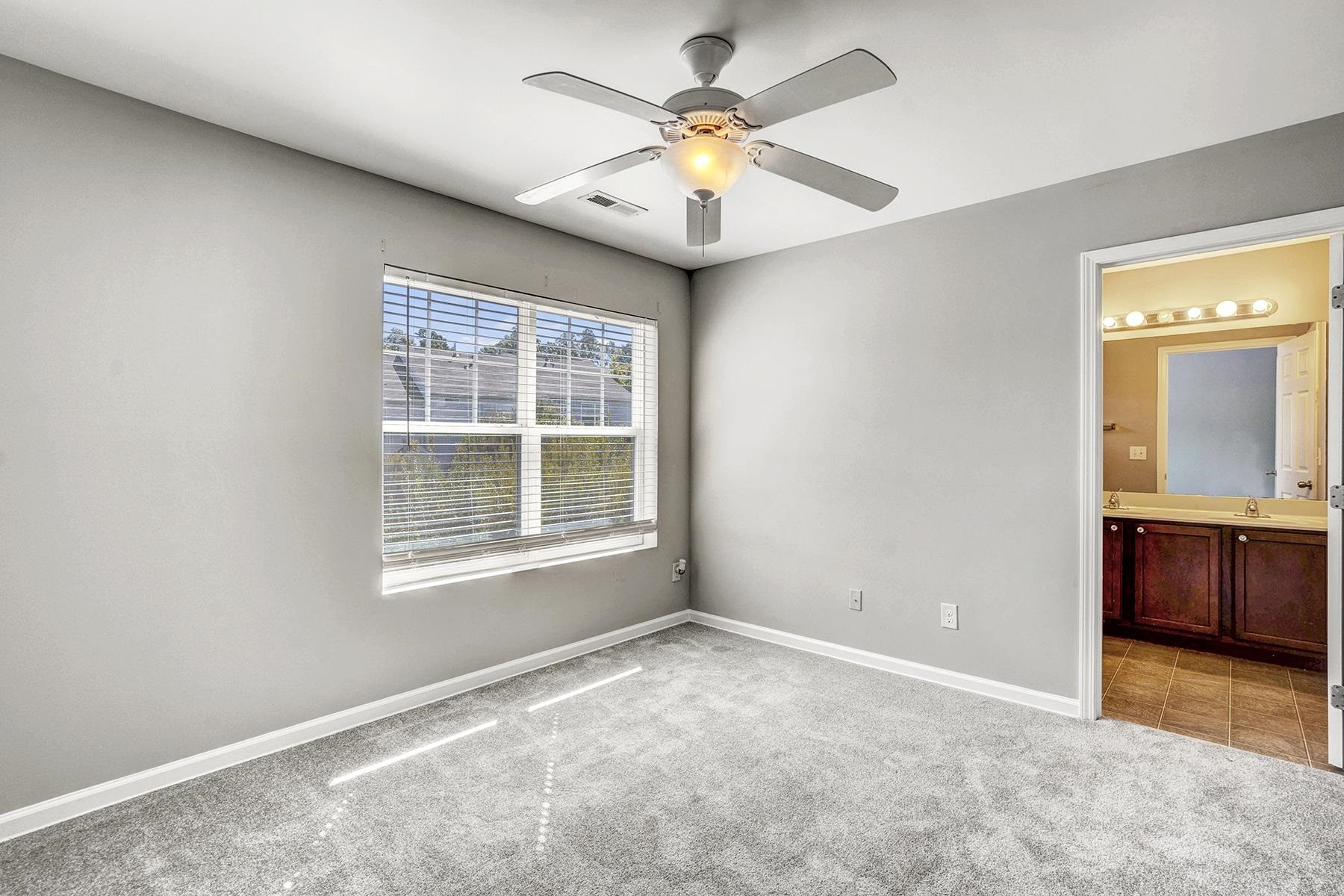 1304 Cozart Street Unit: 303