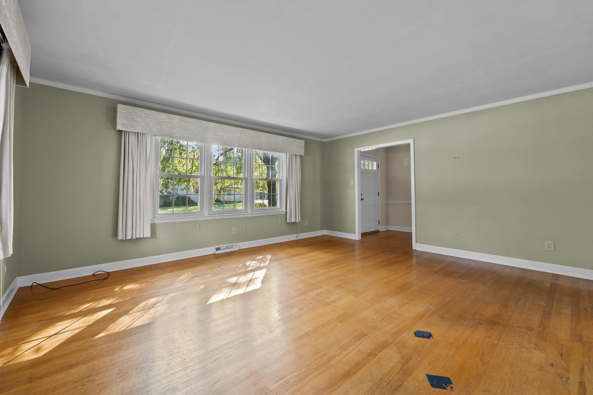 1516 Greenwood Terrace