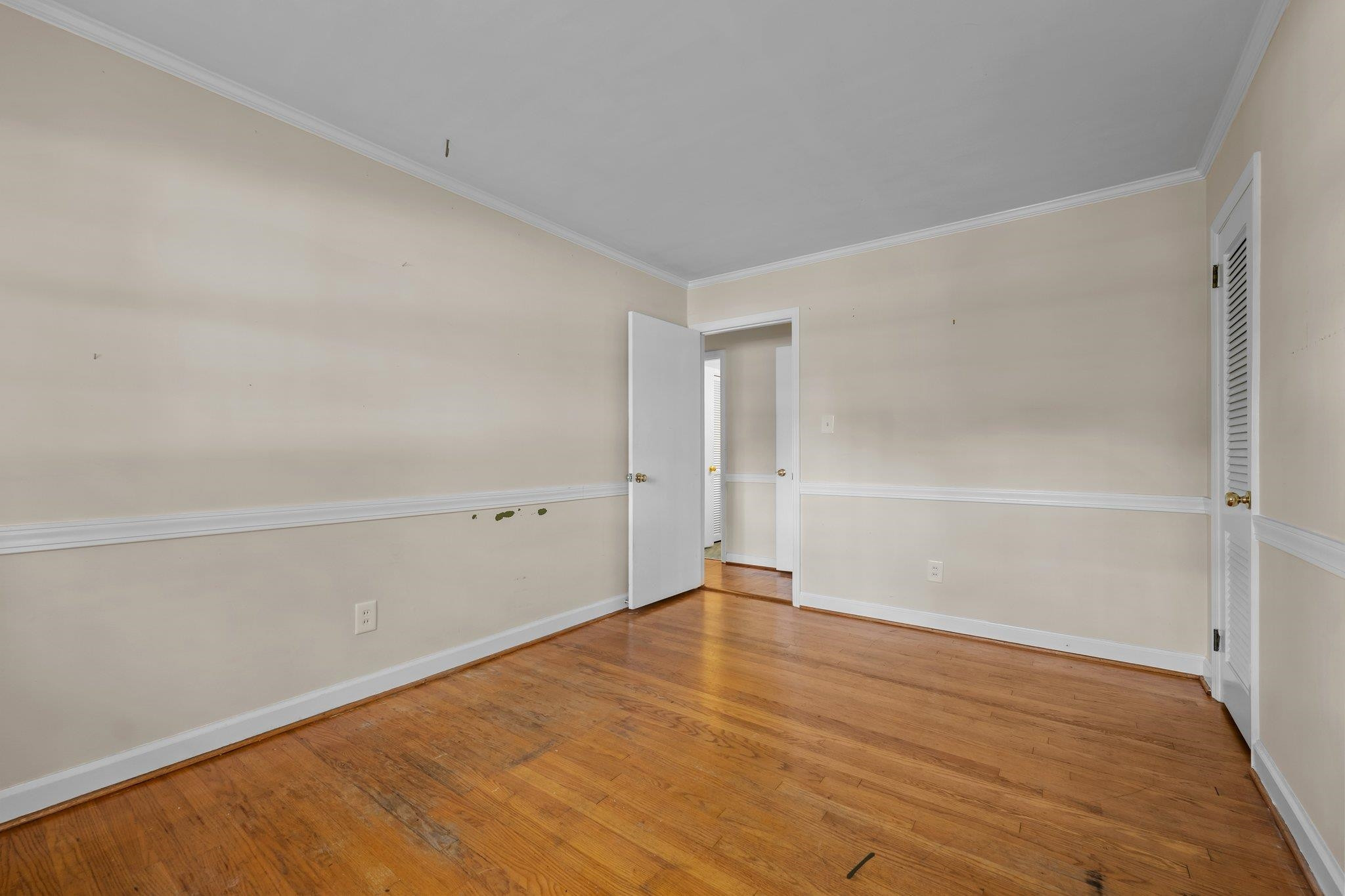 1516 Greenwood Terrace