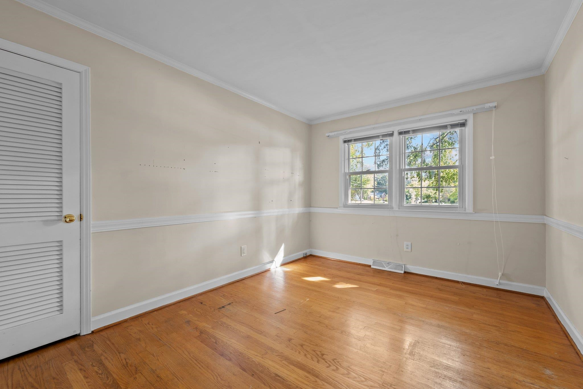 1516 Greenwood Terrace