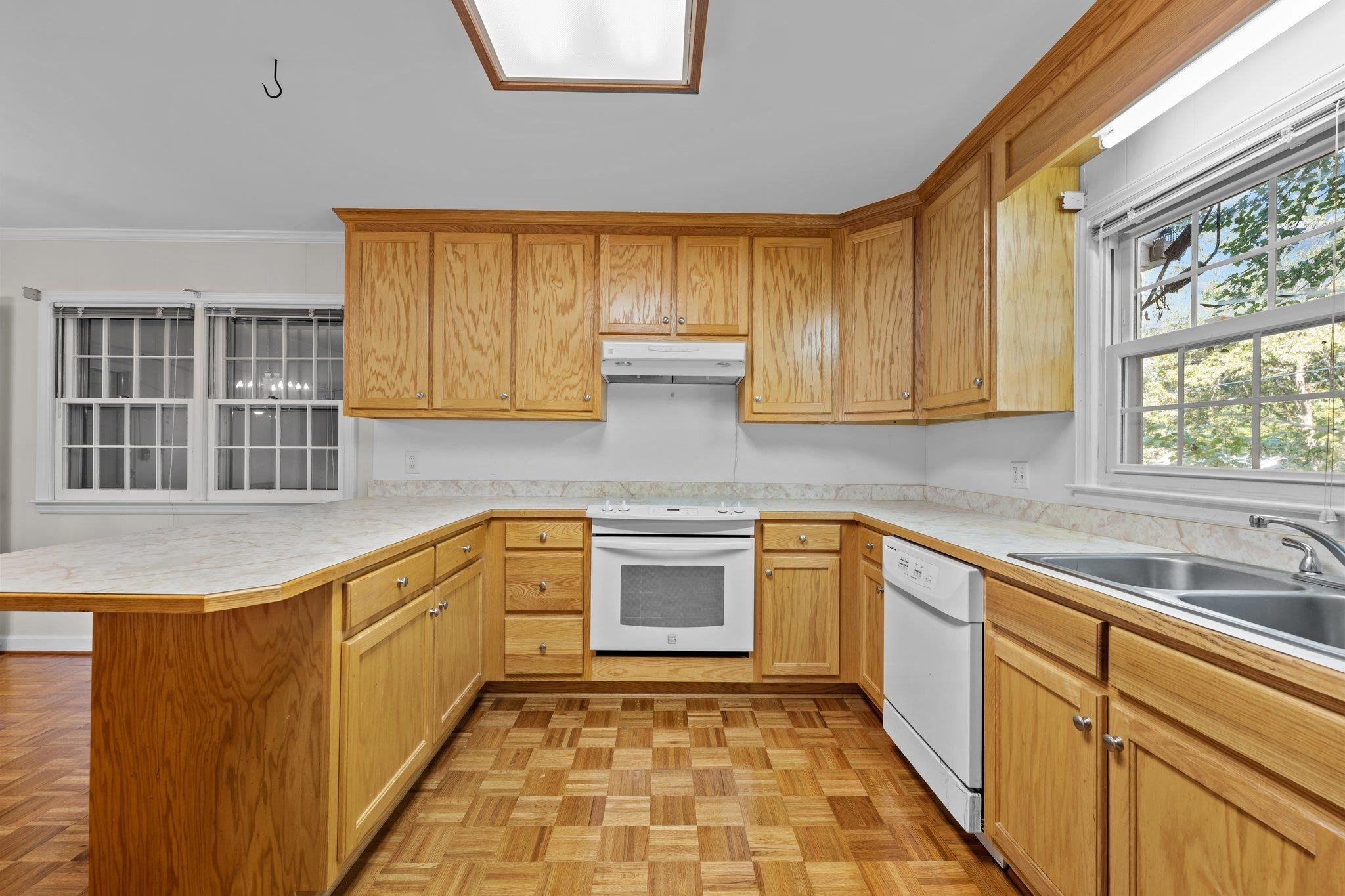 1516 Greenwood Terrace