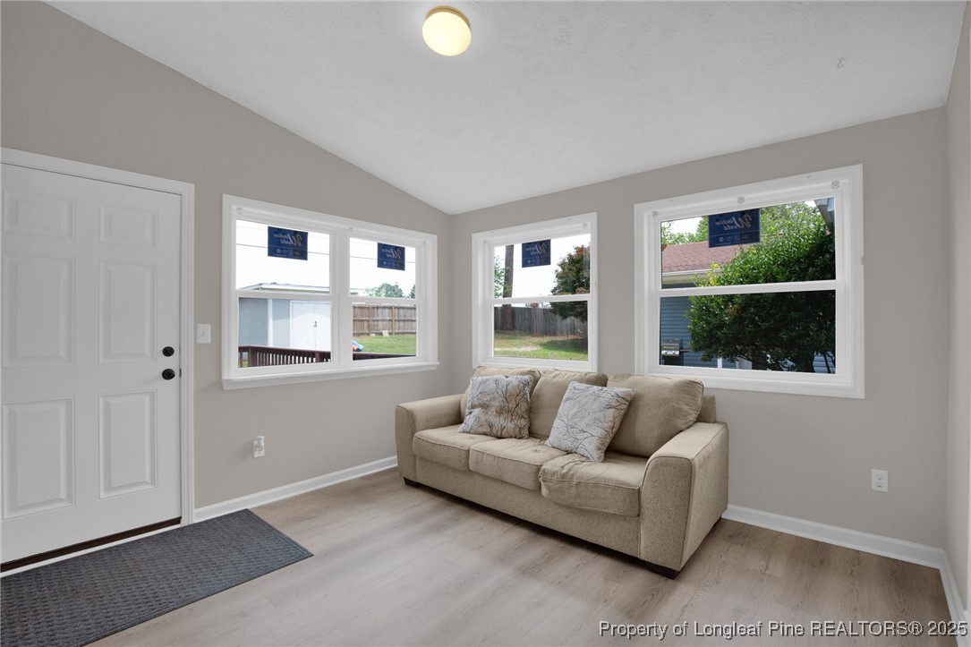 1004 New Market Court