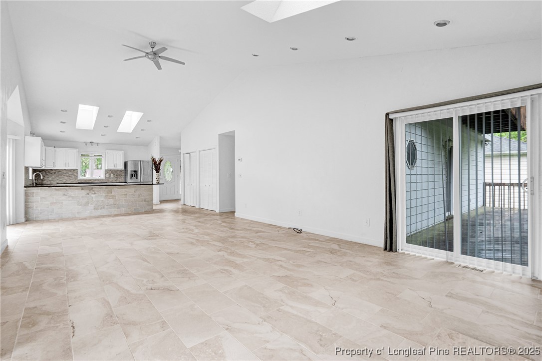 1068 S Windrace Trail