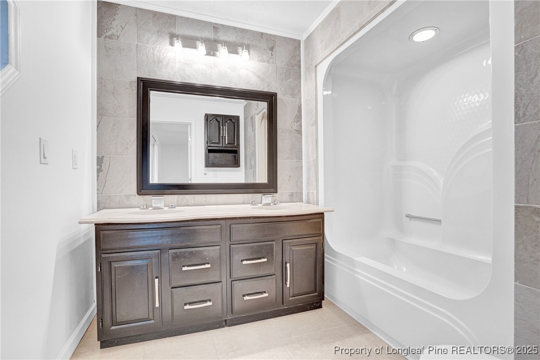 1068 S Windrace Trail