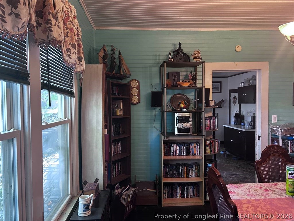 207 W 9th Avenue