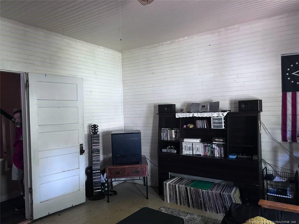 207 W 9th Avenue