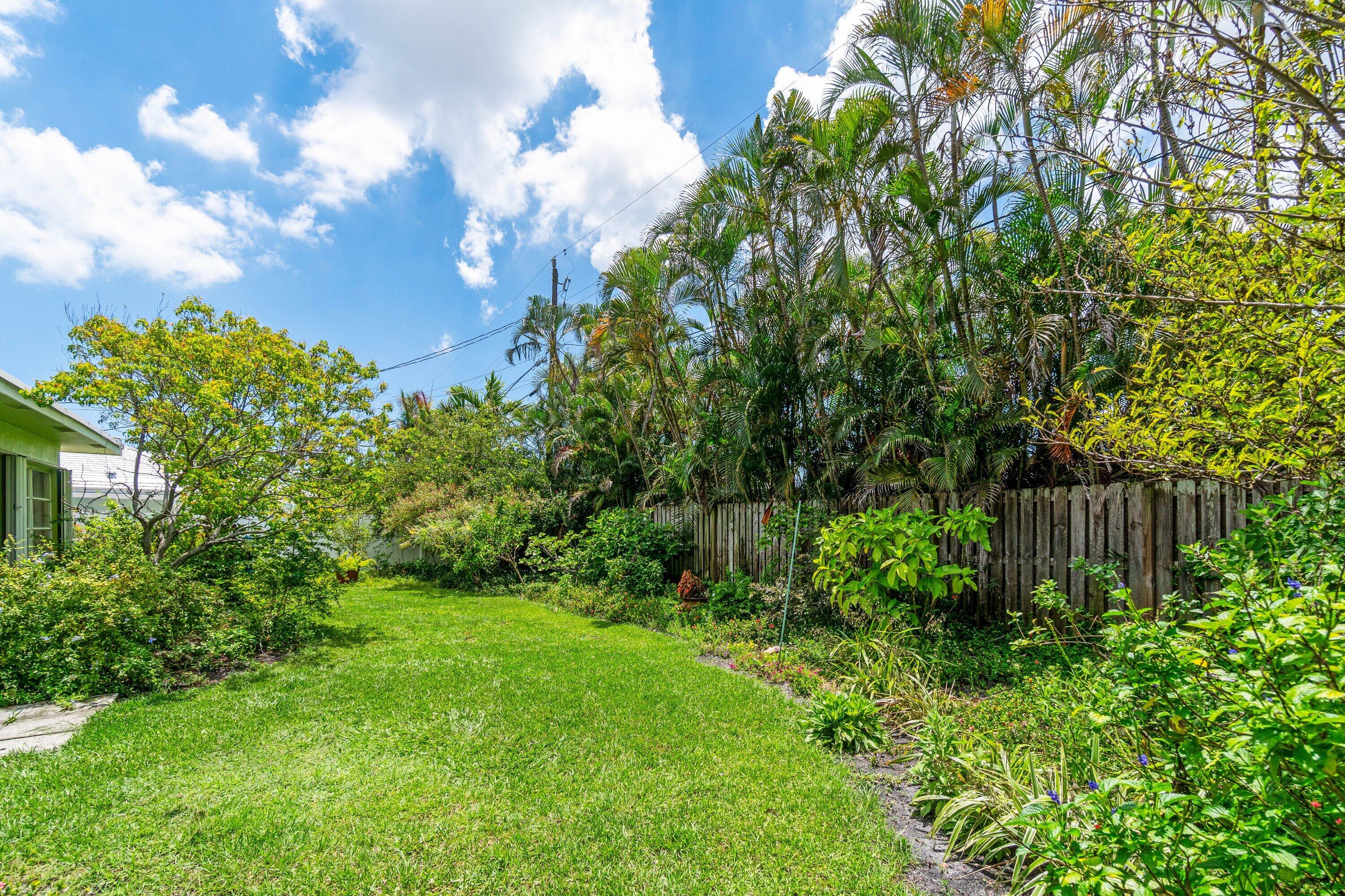 1290 SW 8th Street