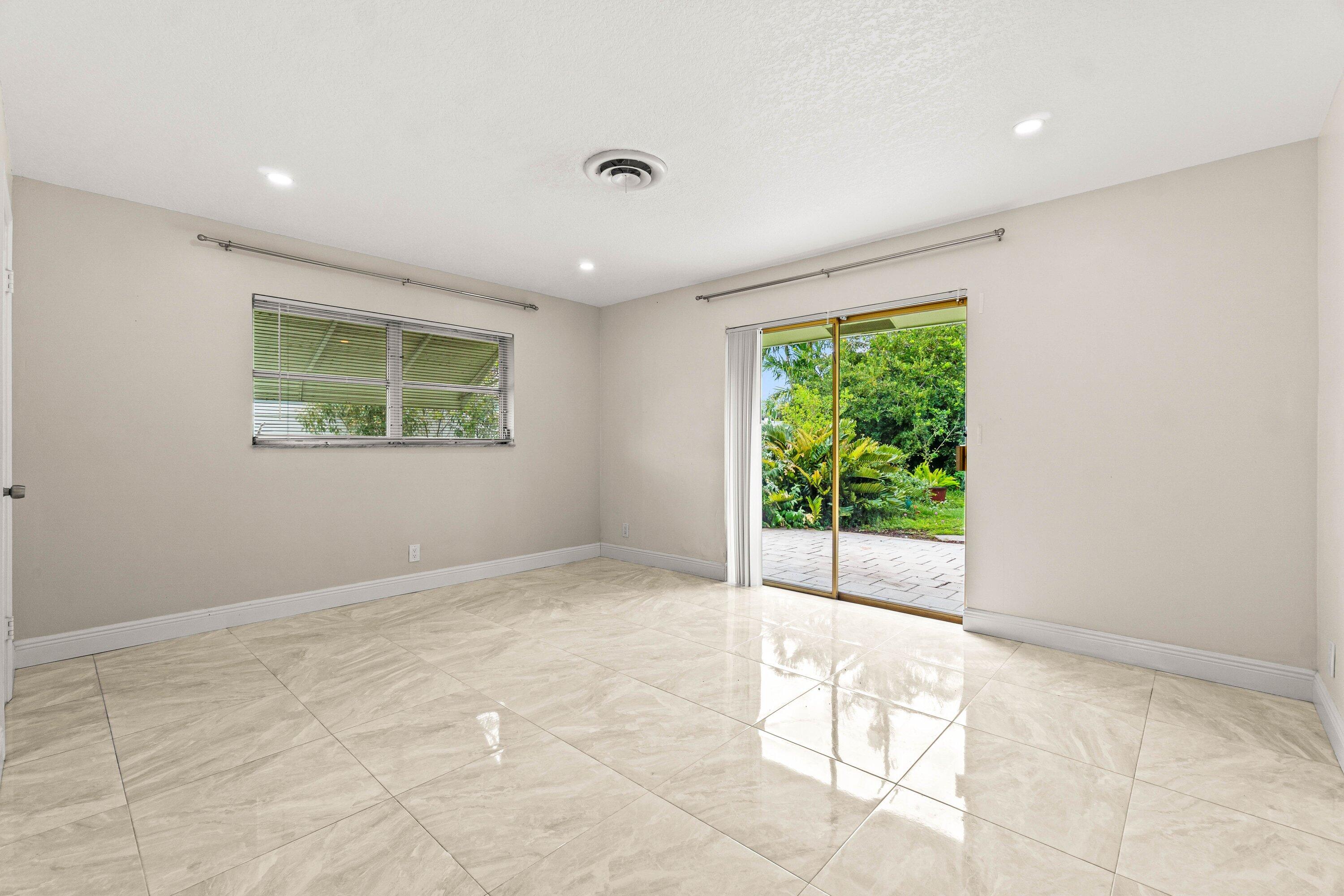 1290 SW 8th Street