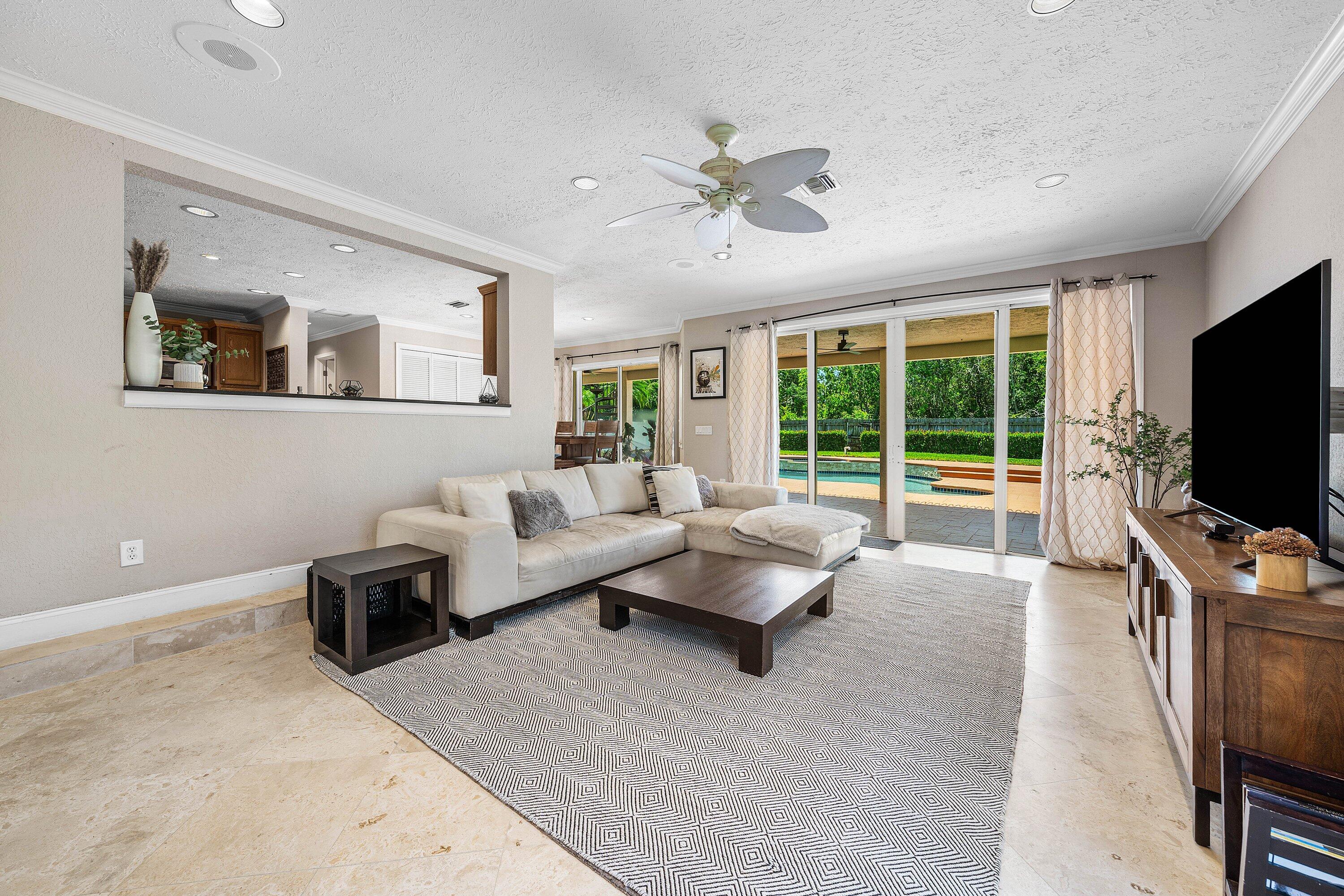 1560 SW 17th Street