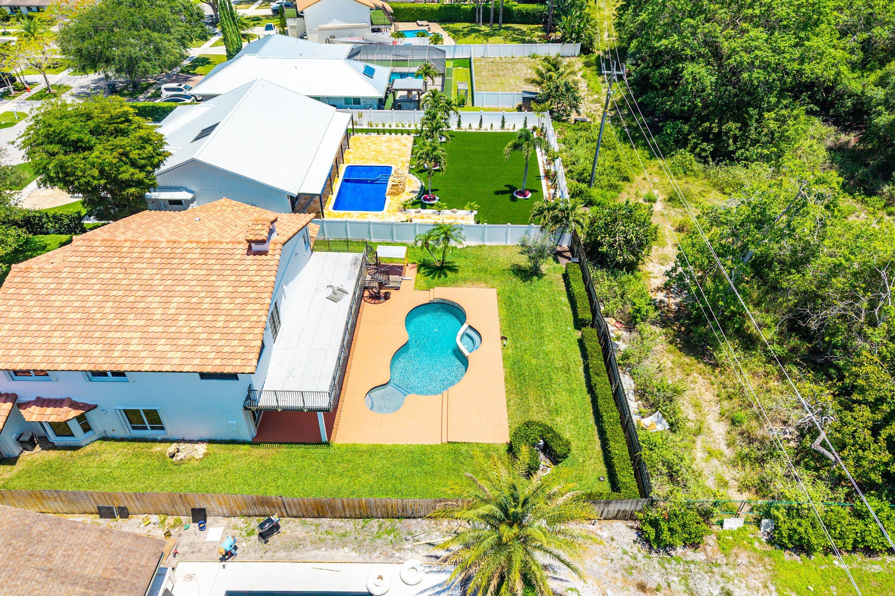 1560 SW 17th Street