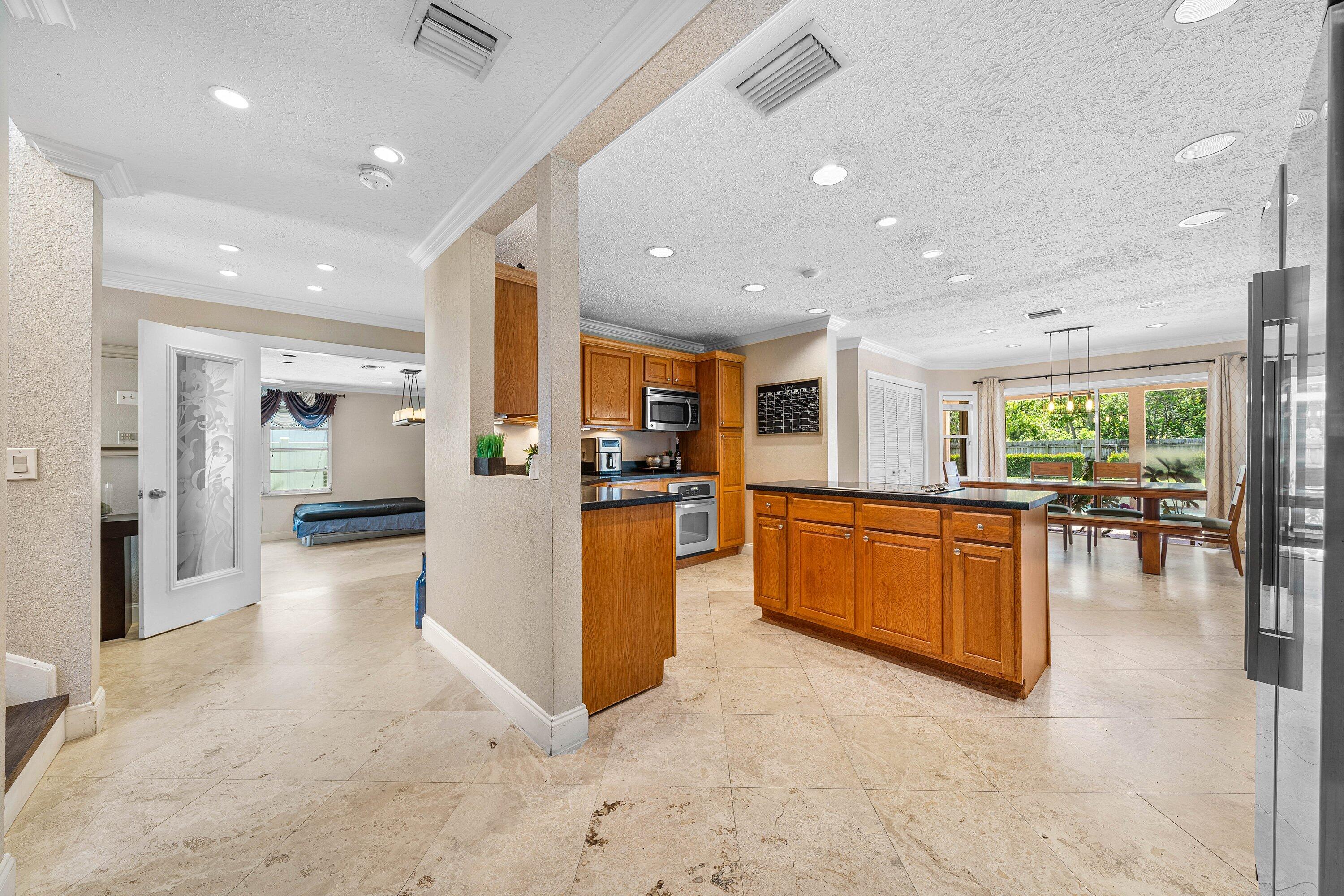 1560 SW 17th Street