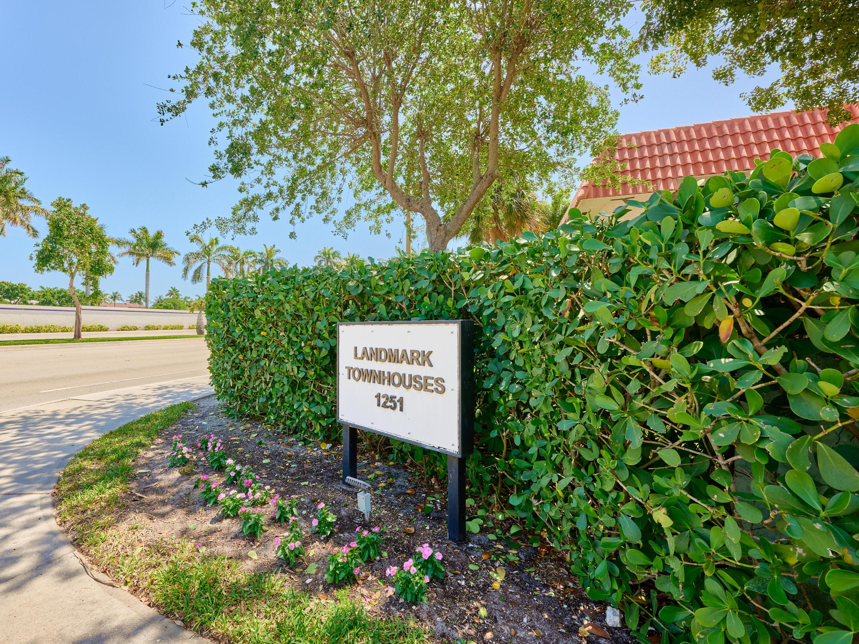 1251 S Federal Highway 114
