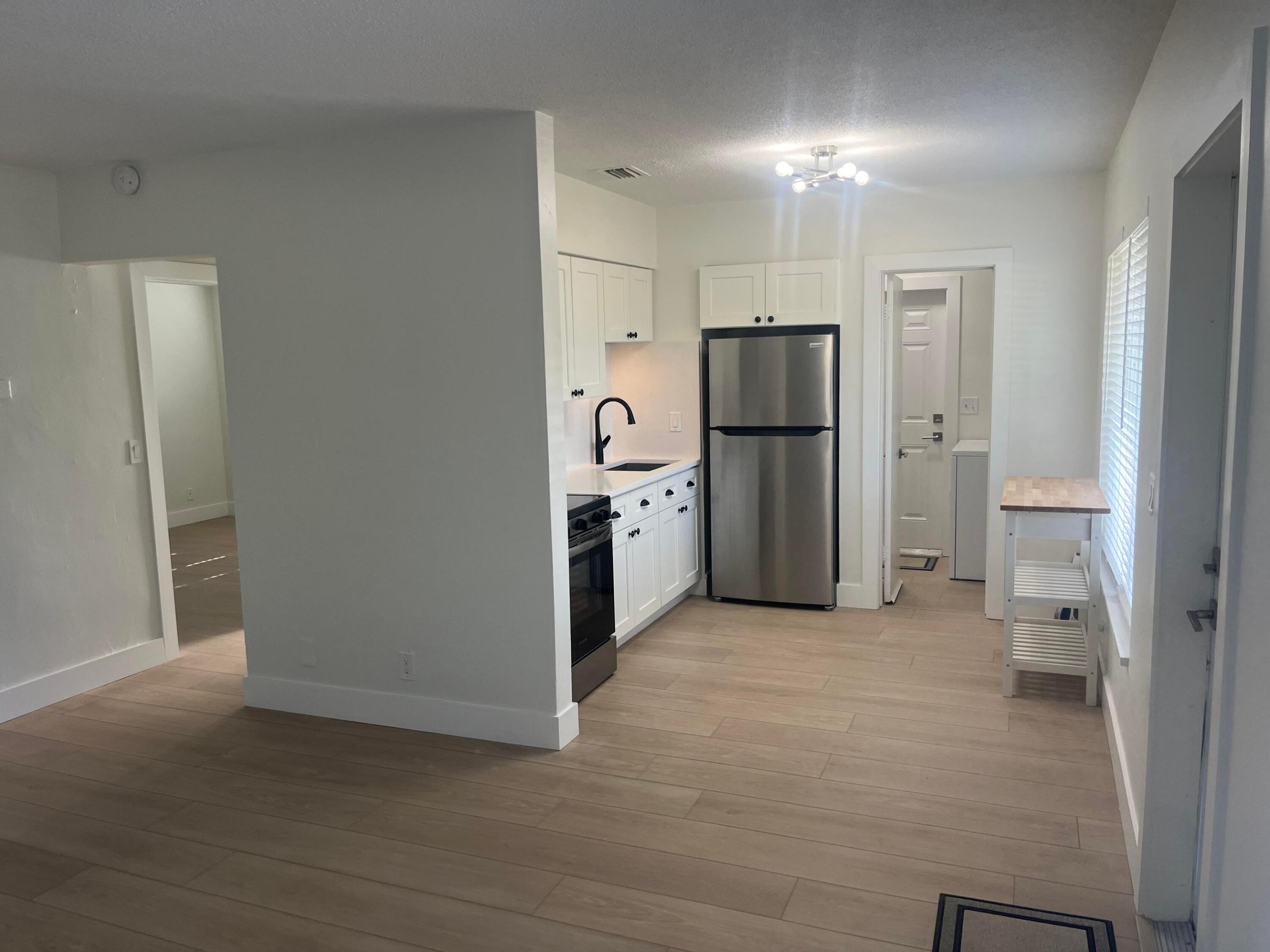 196 NE 28th Street