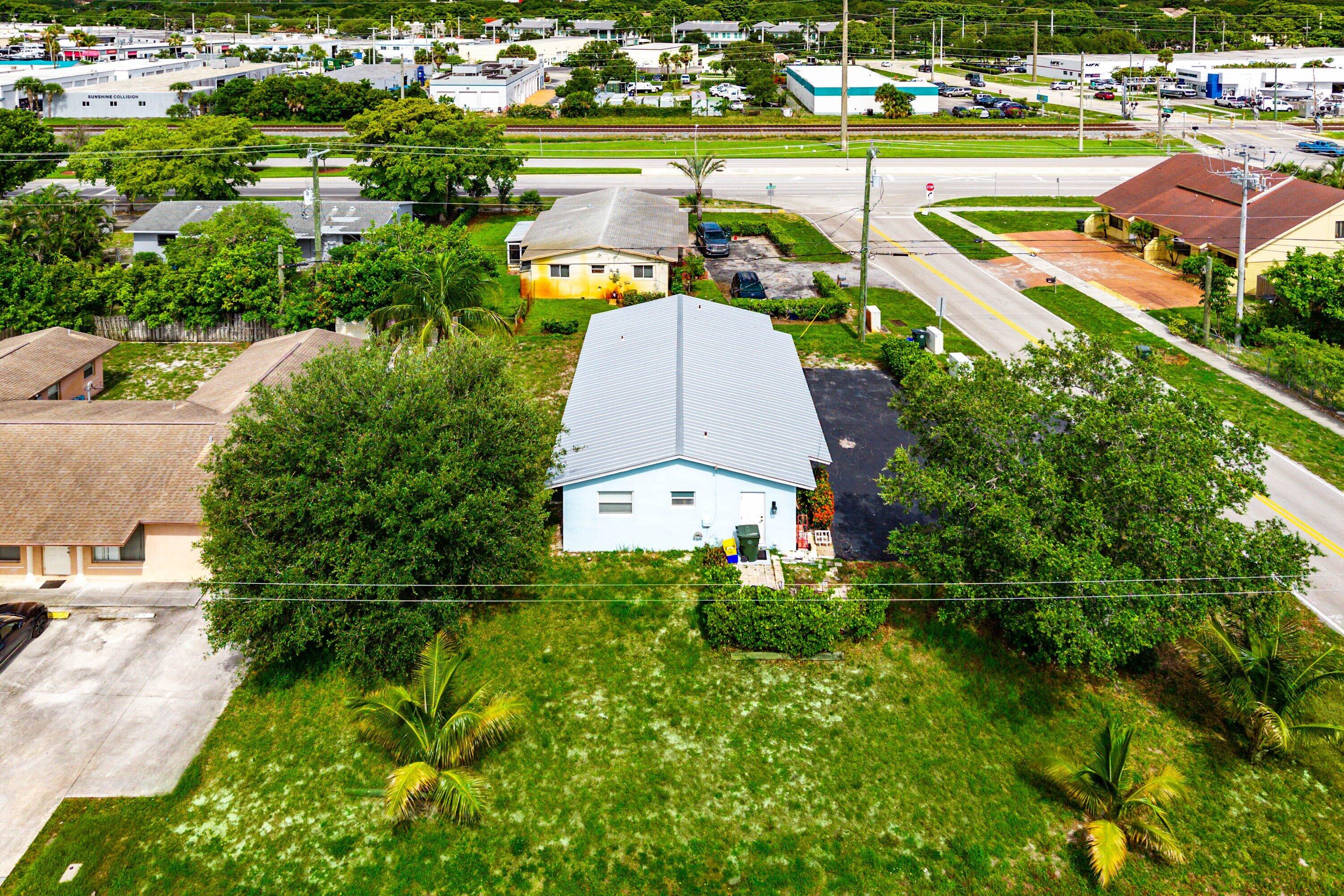 196 NE 28th Street