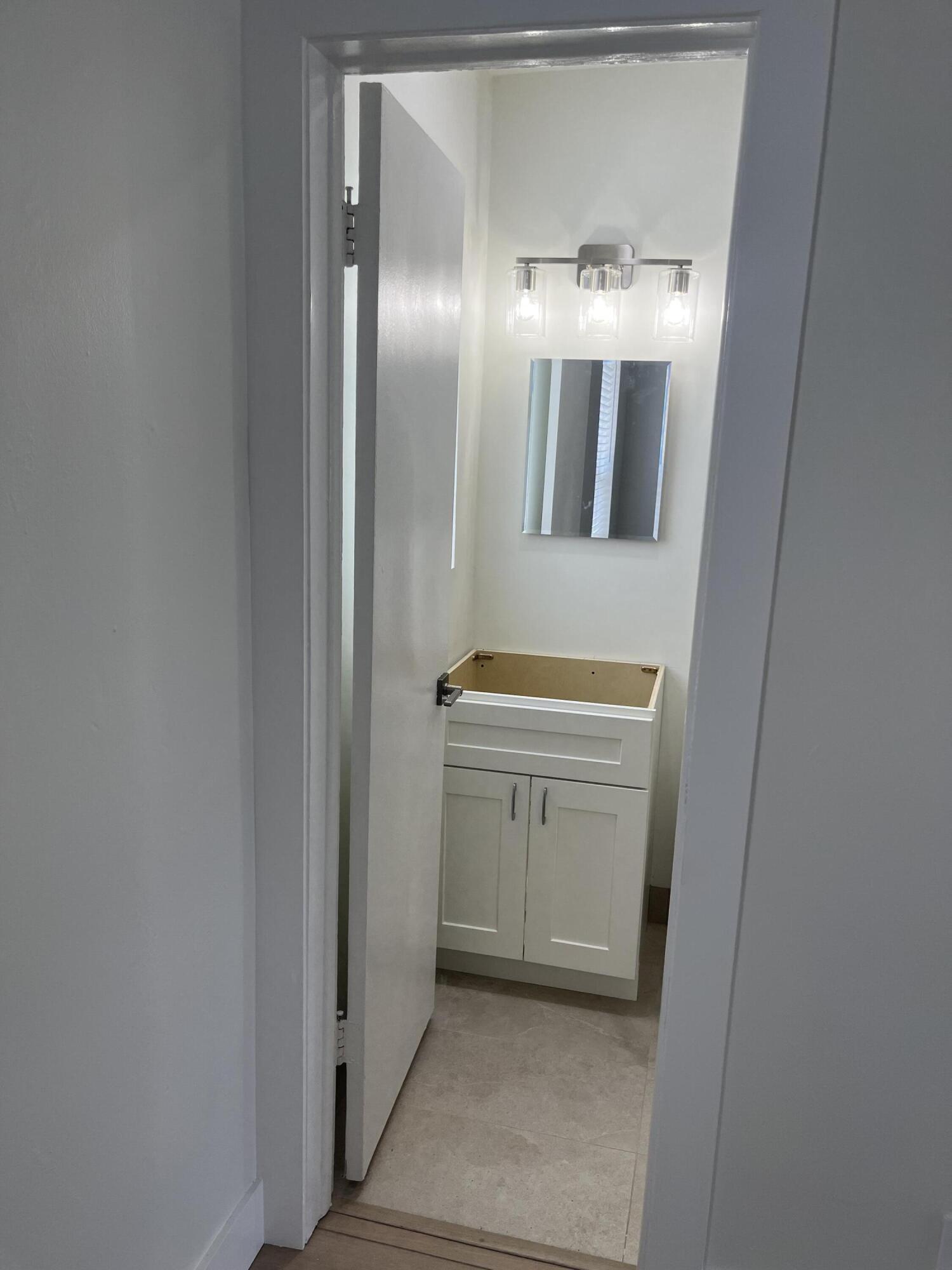 196 NE 28th Street