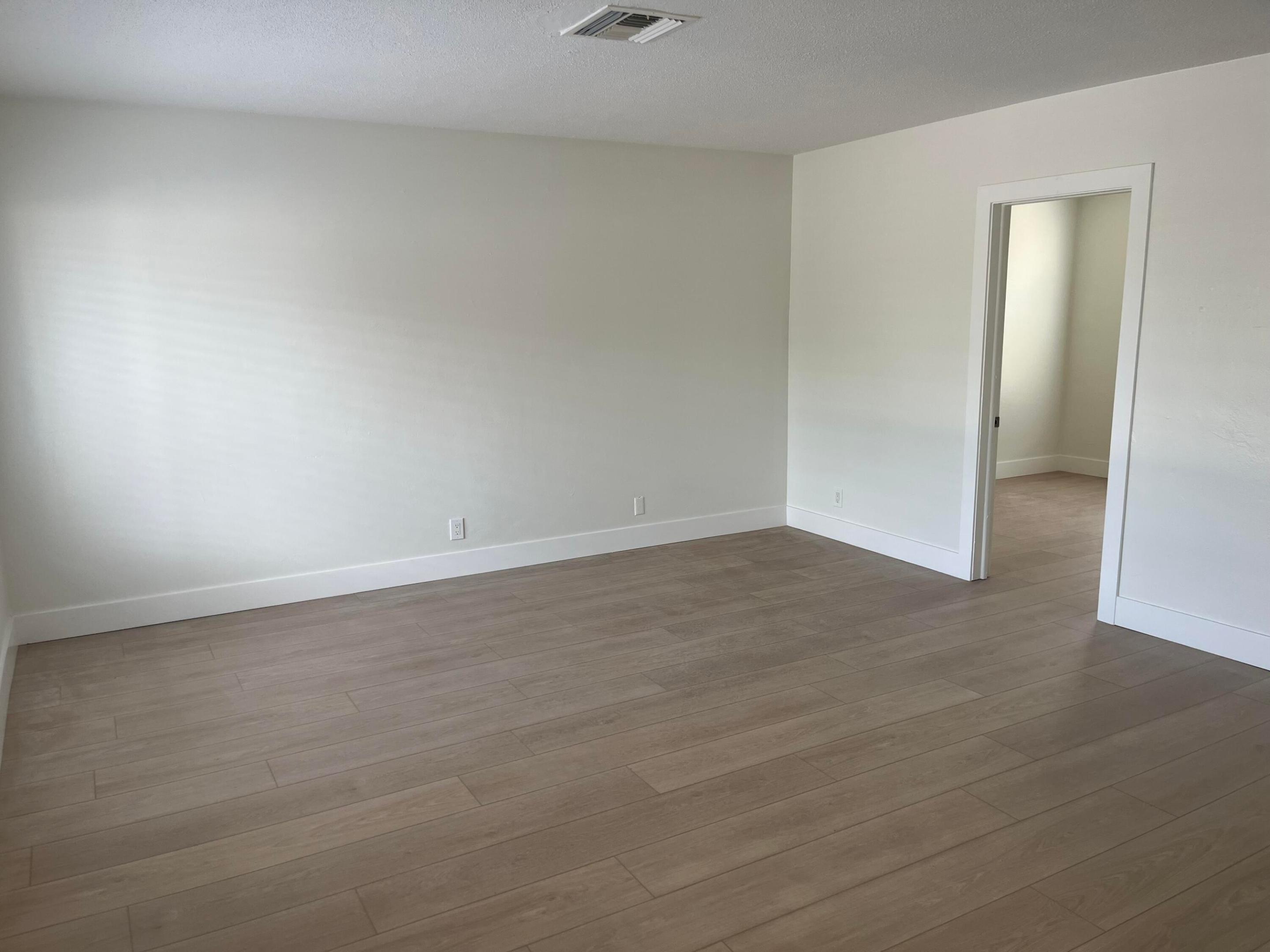 196 NE 28th Street