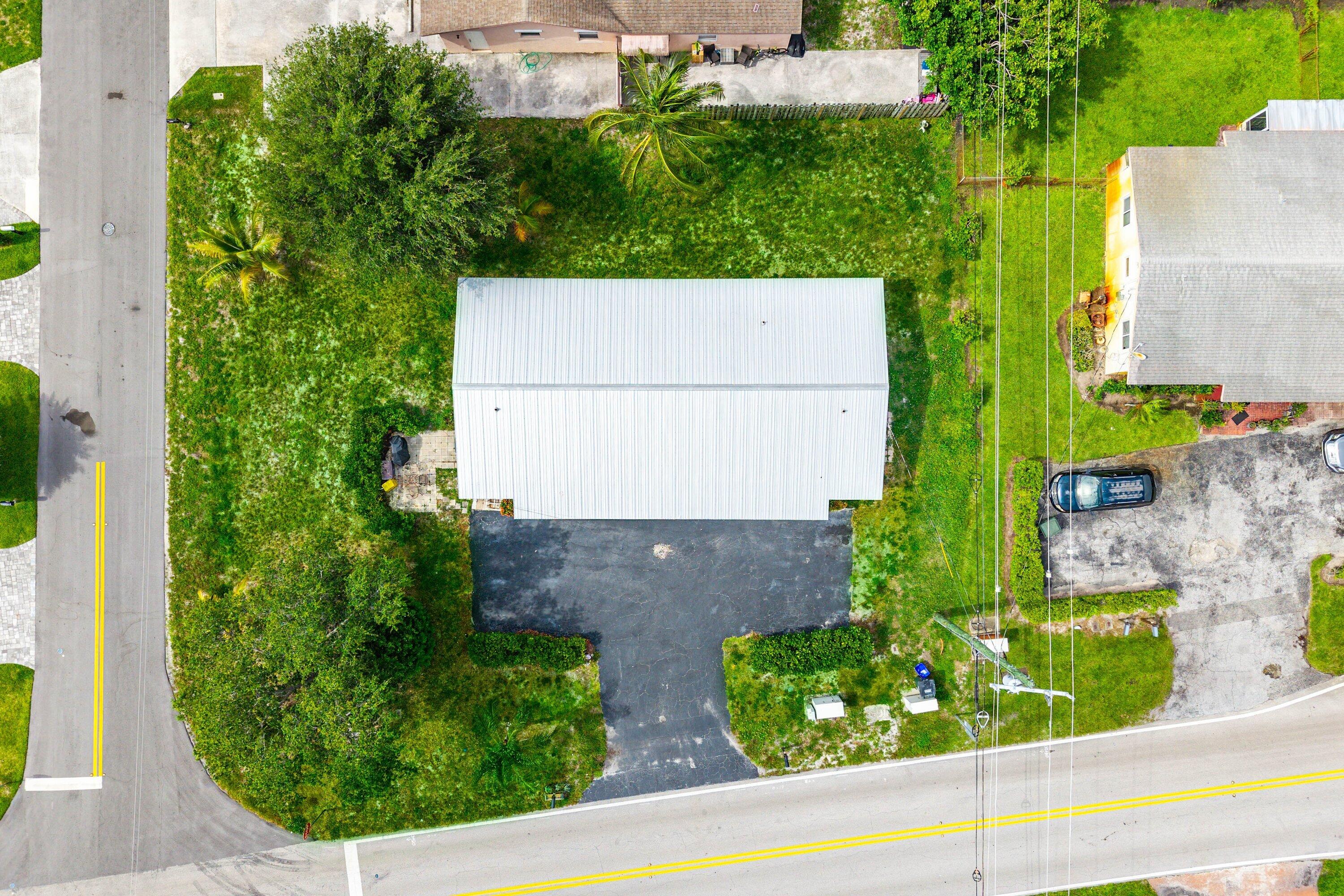 196 NE 28th Street