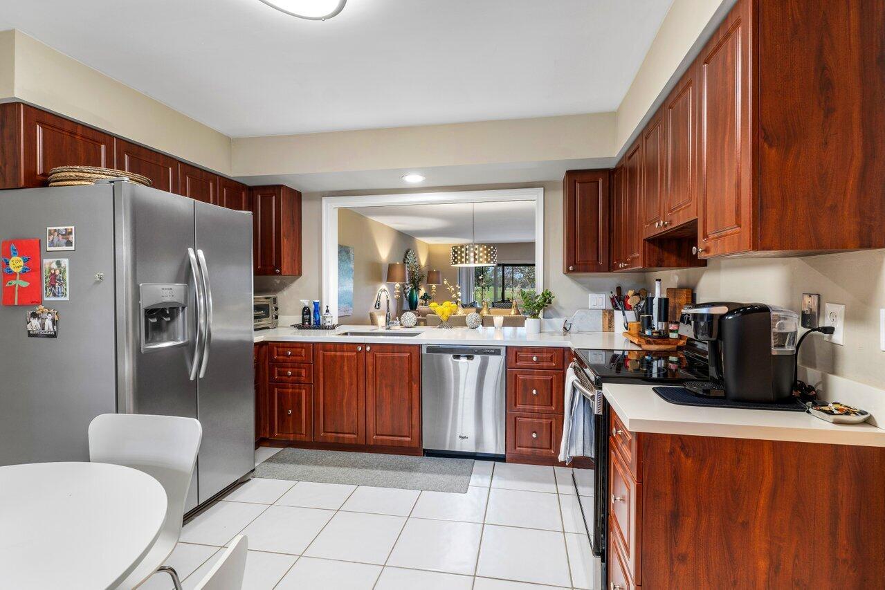 6368 ASPEN GLEN Circle