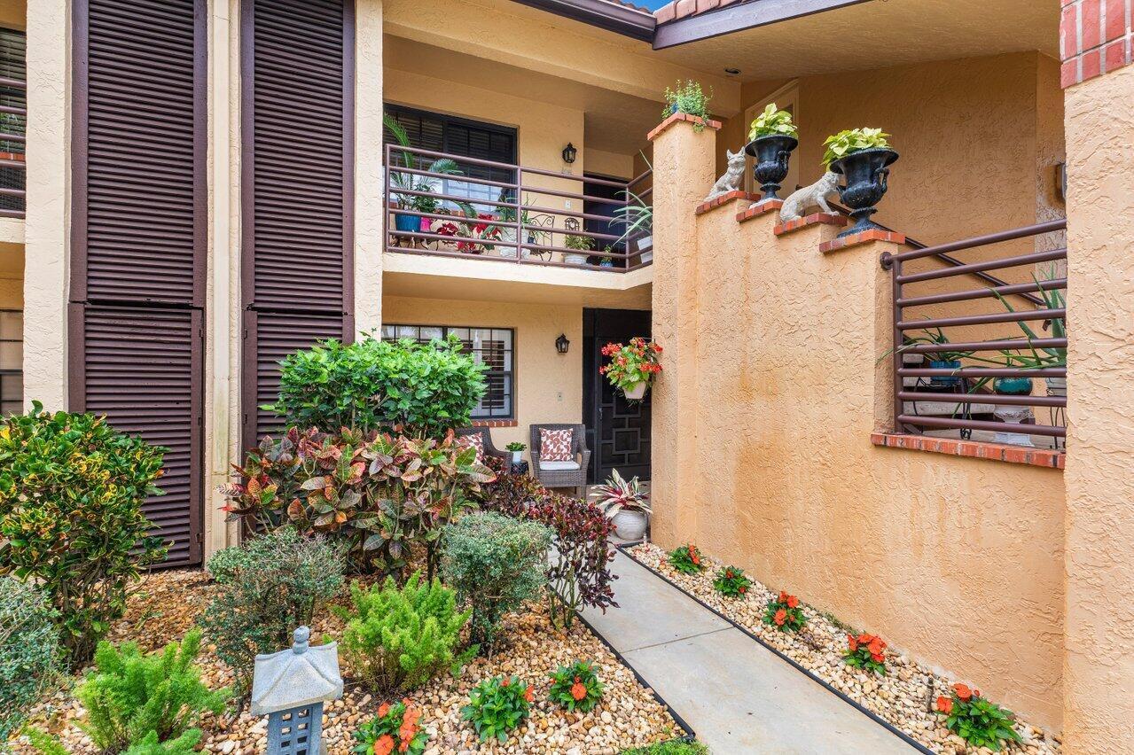 6368 ASPEN GLEN Circle