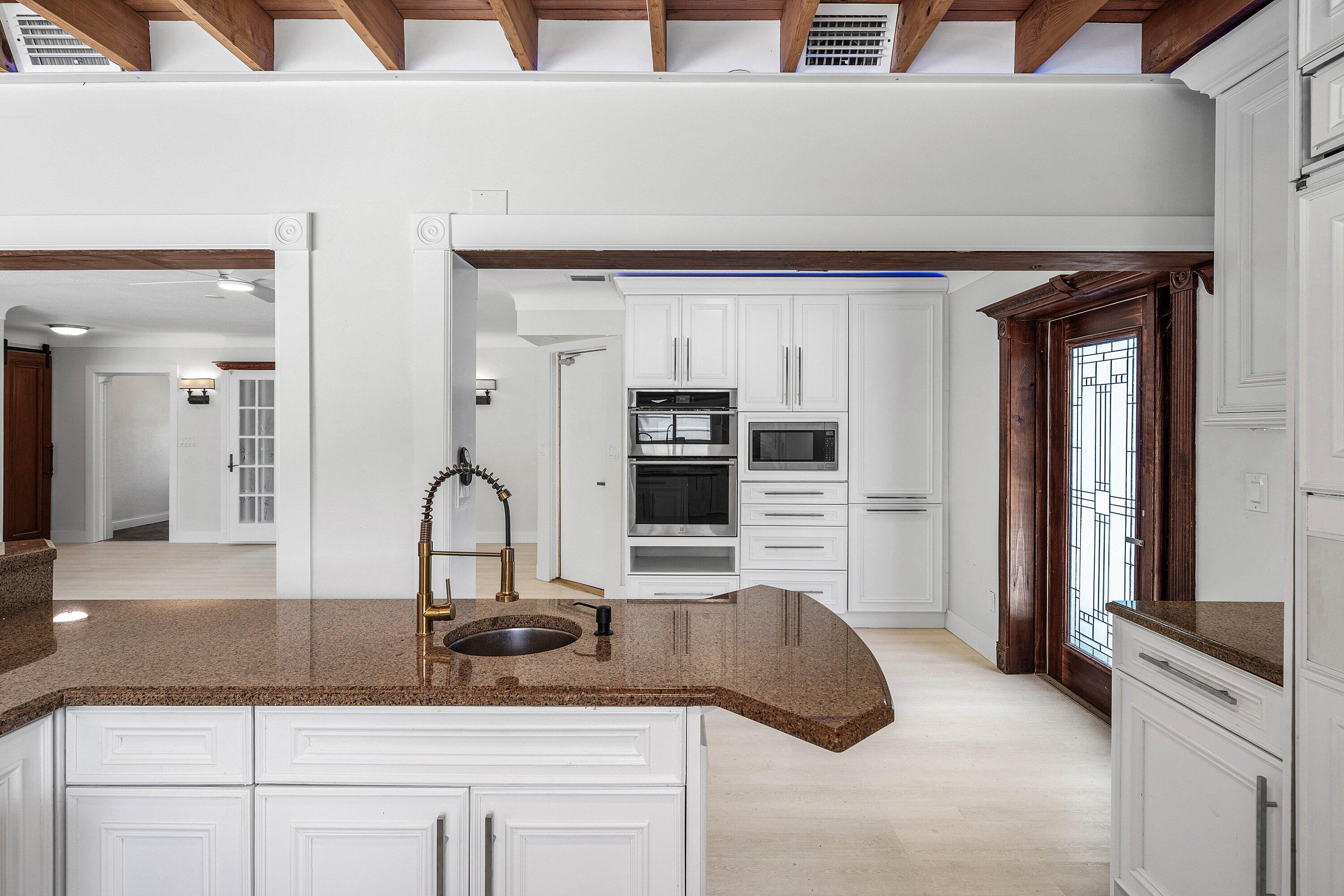 333 NE 24TH Street